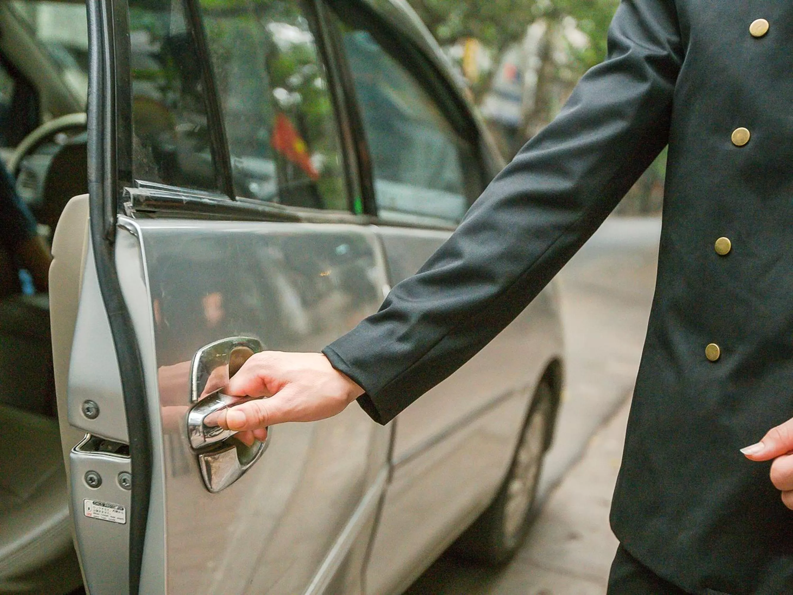 Parking in Emerald Boutique Hotel