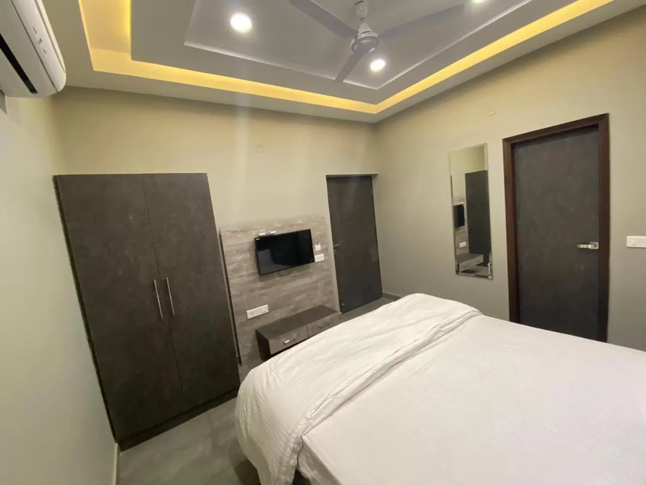 Bed in Hotel The Retro Regency