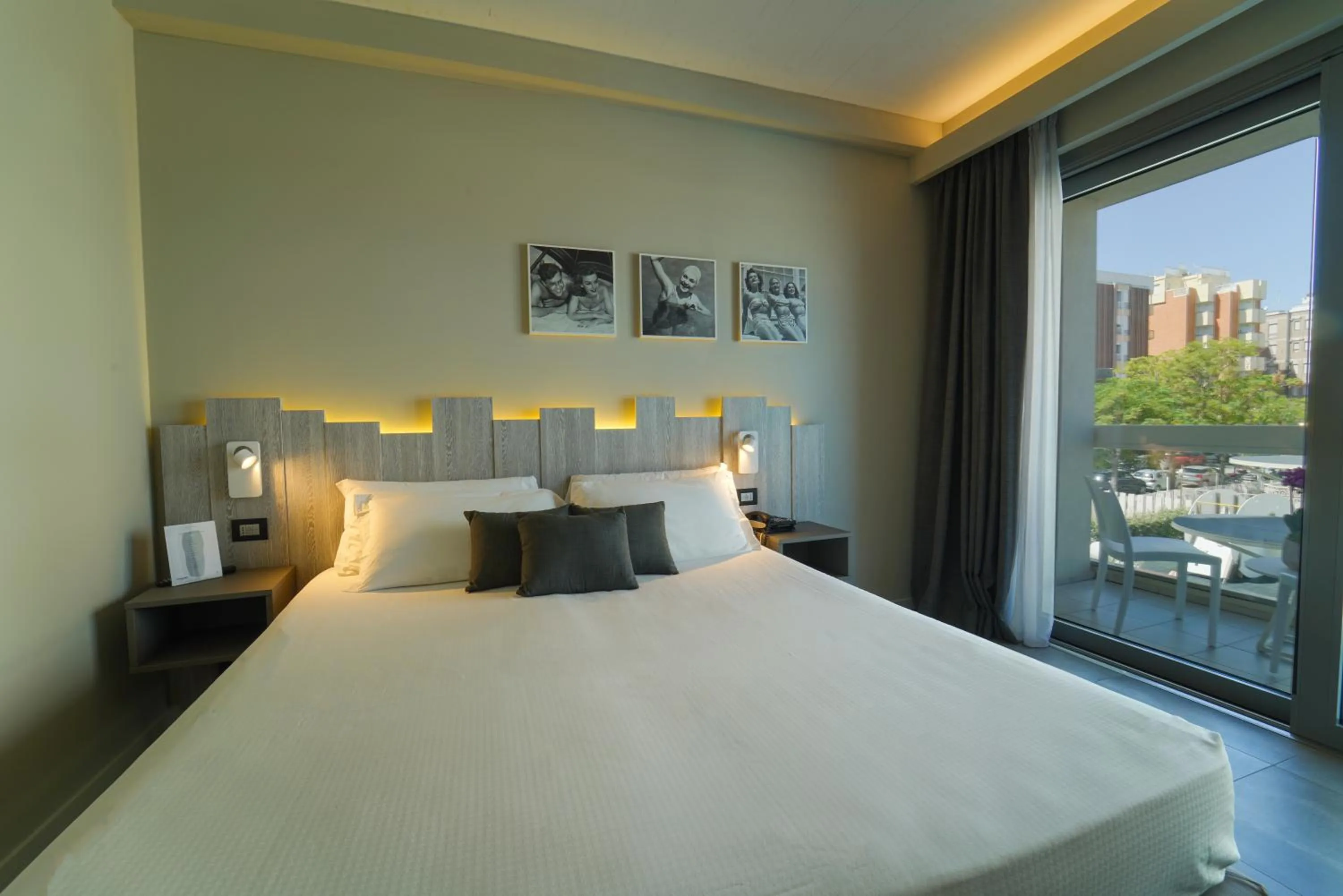 Bedroom, Bed in Nautilus Family Hotel