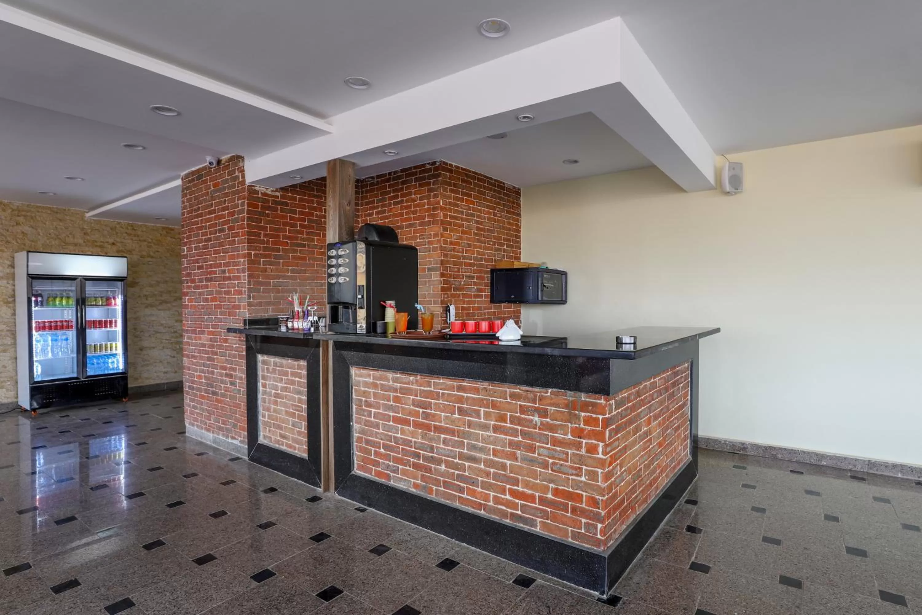 Restaurant/places to eat, Lobby/Reception in Brothers Pyramids View Hotel