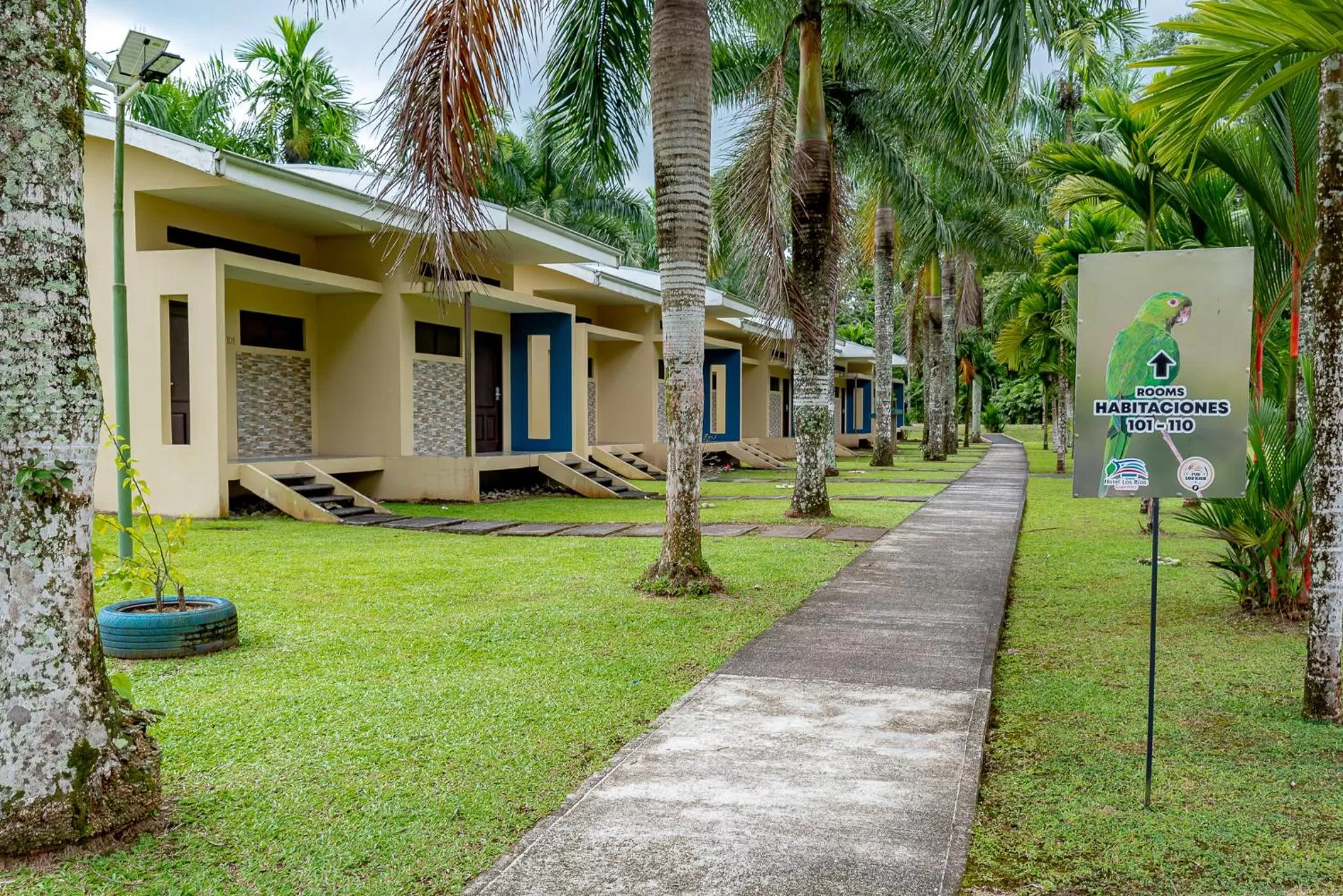 Property building in Hotel Los Rios