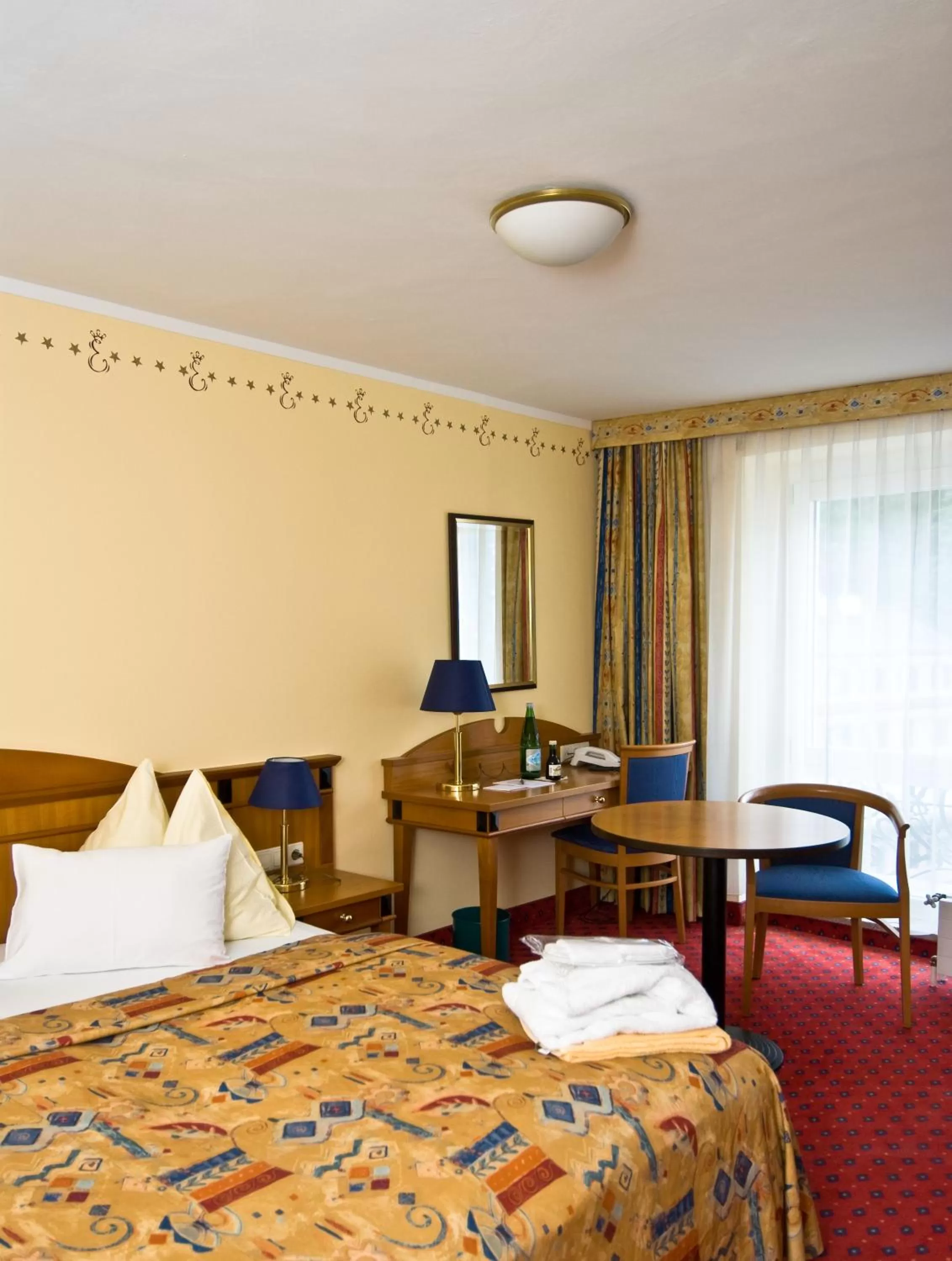 Photo of the whole room, Bed in Thermal Resort Hotel Elisabethpark