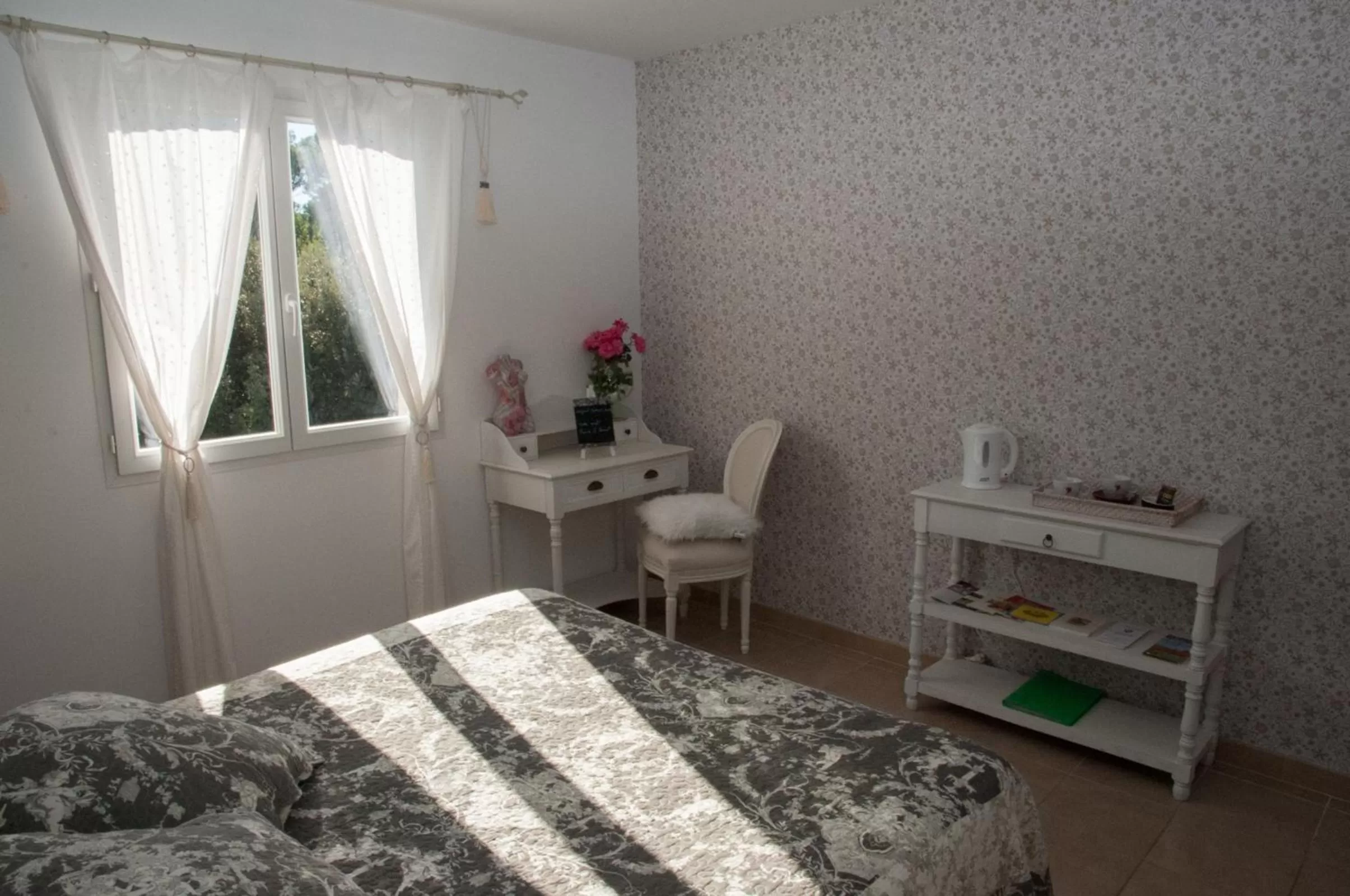 Bedroom, Bed in Le Mas Pinède