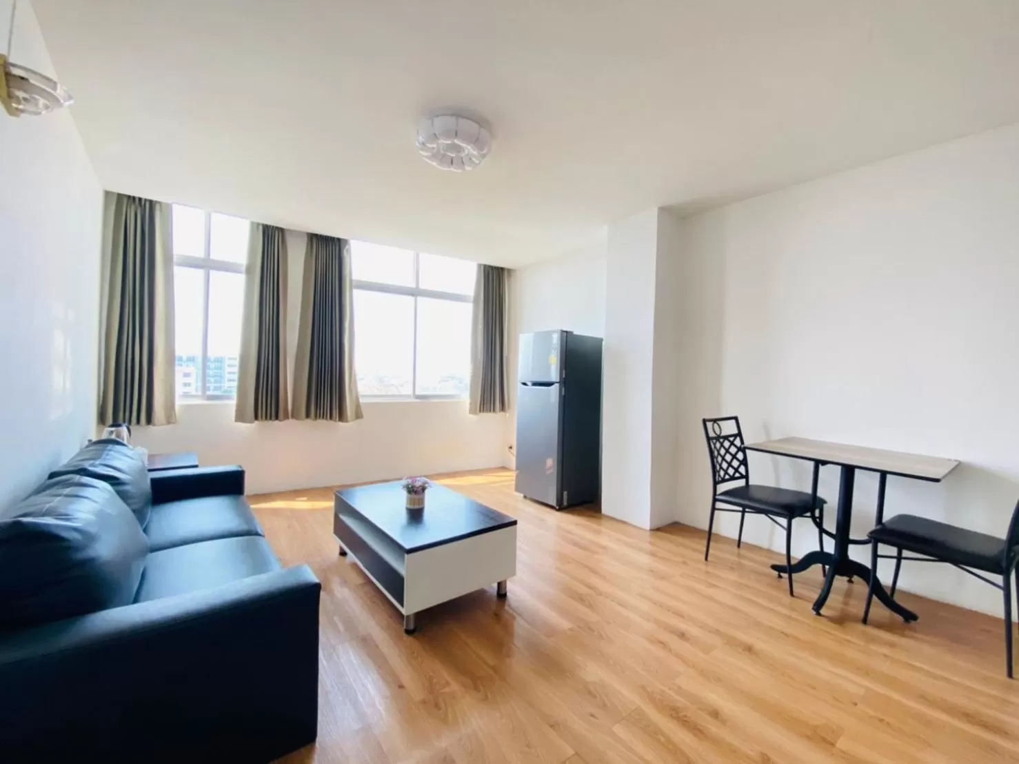 Living room, Seating Area in City Residence