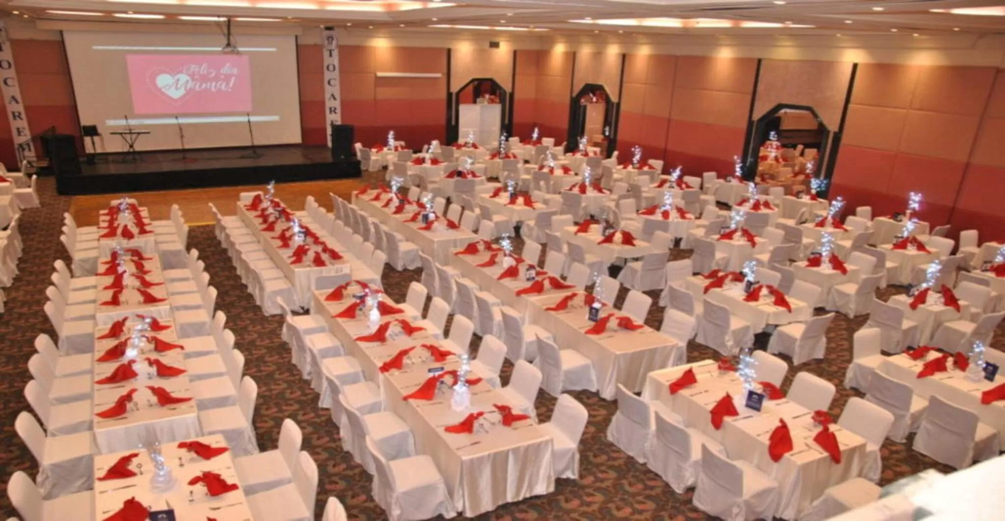 Restaurant/places to eat in Hotel Tocarema