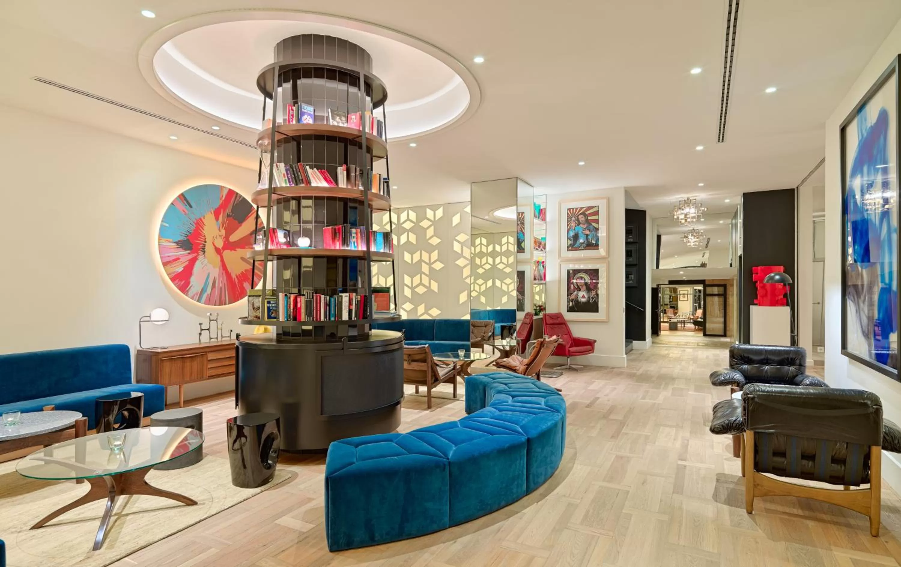 Lobby or reception in H10 Cubik 4* Sup