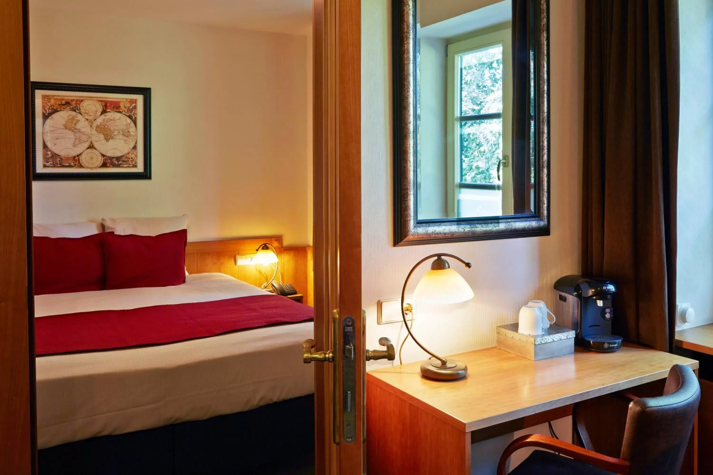 Executive Suite met bubbelbad in Parkhotel Mastbosch Breda Executive Suite met bubbelbad in Parkhotel Mastbosch Breda