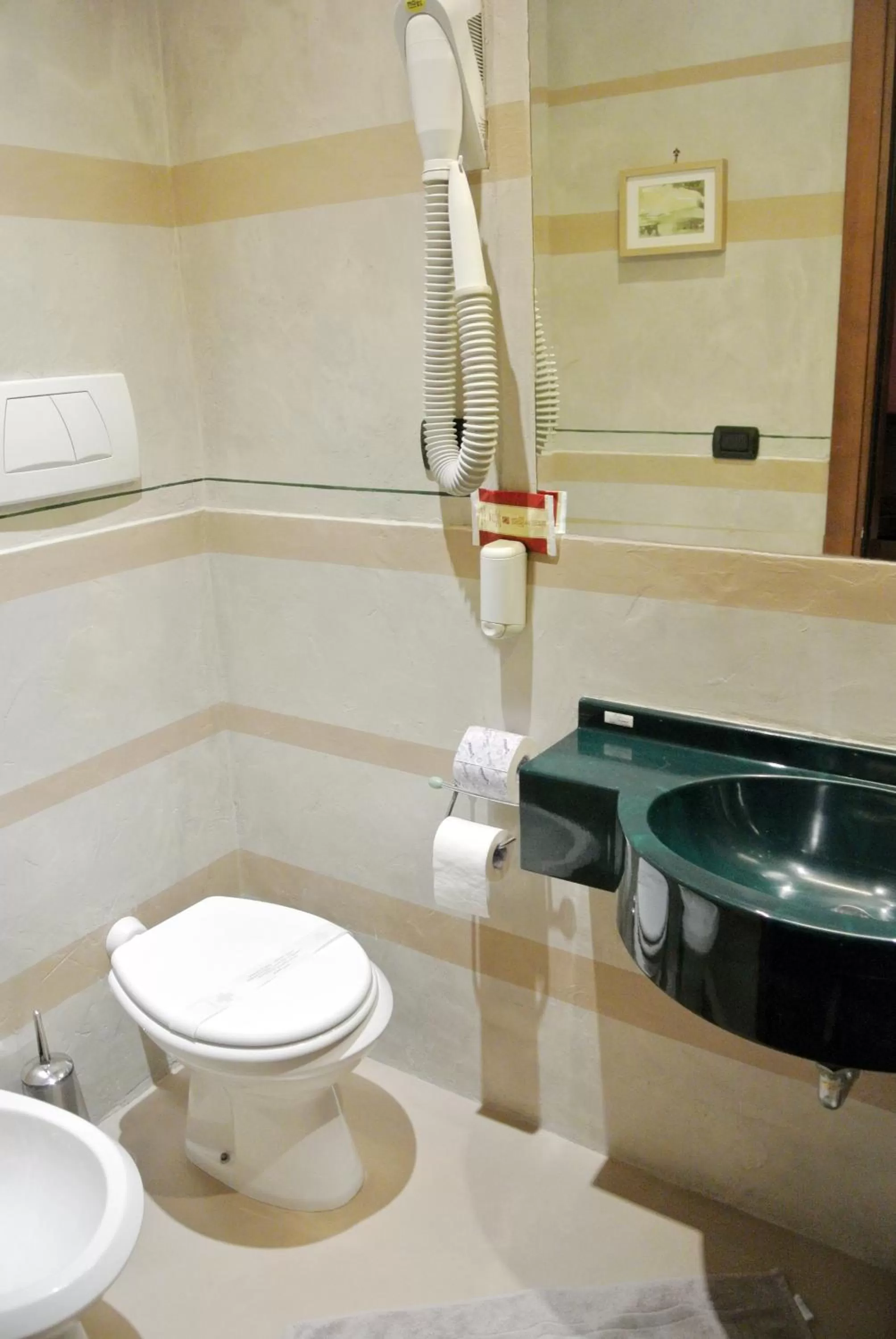 Bathroom in Hotel Kent