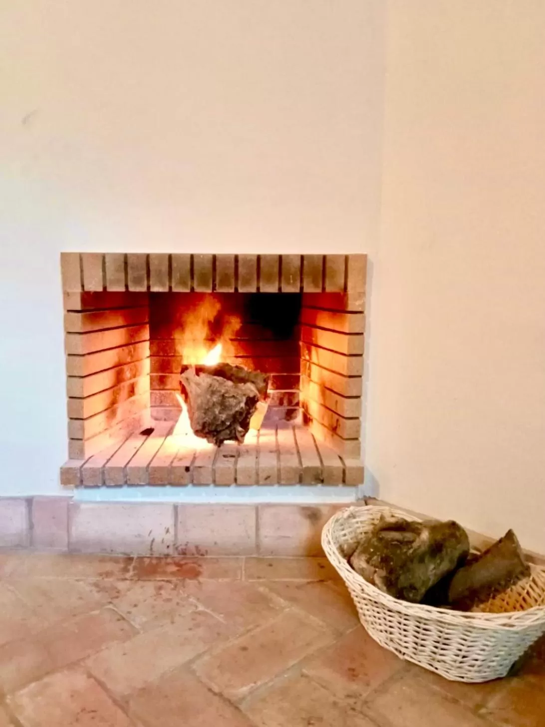 fireplace in El Rincón de las Descalzas