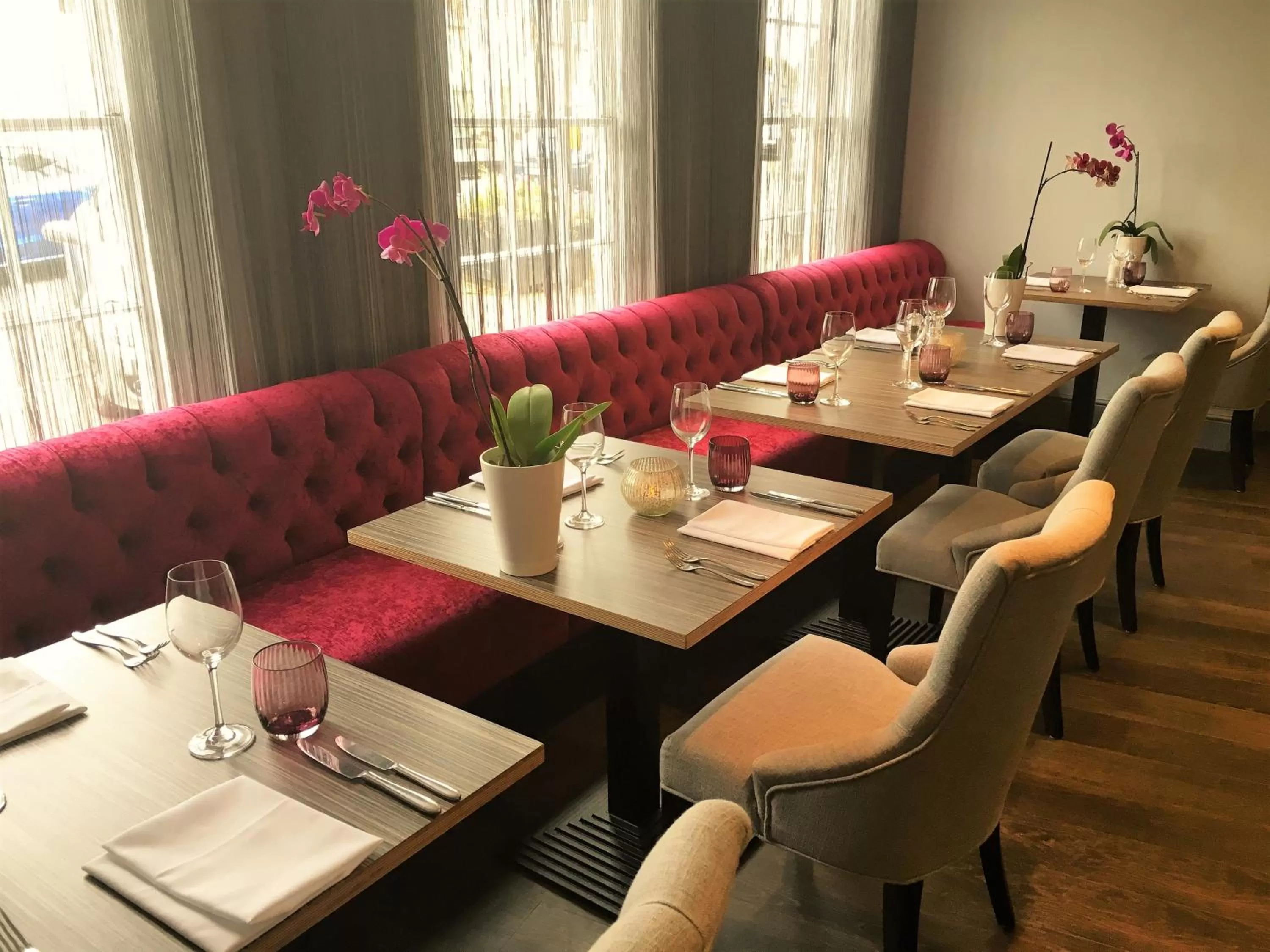 Restaurant/places to eat in The Highworth Hotel