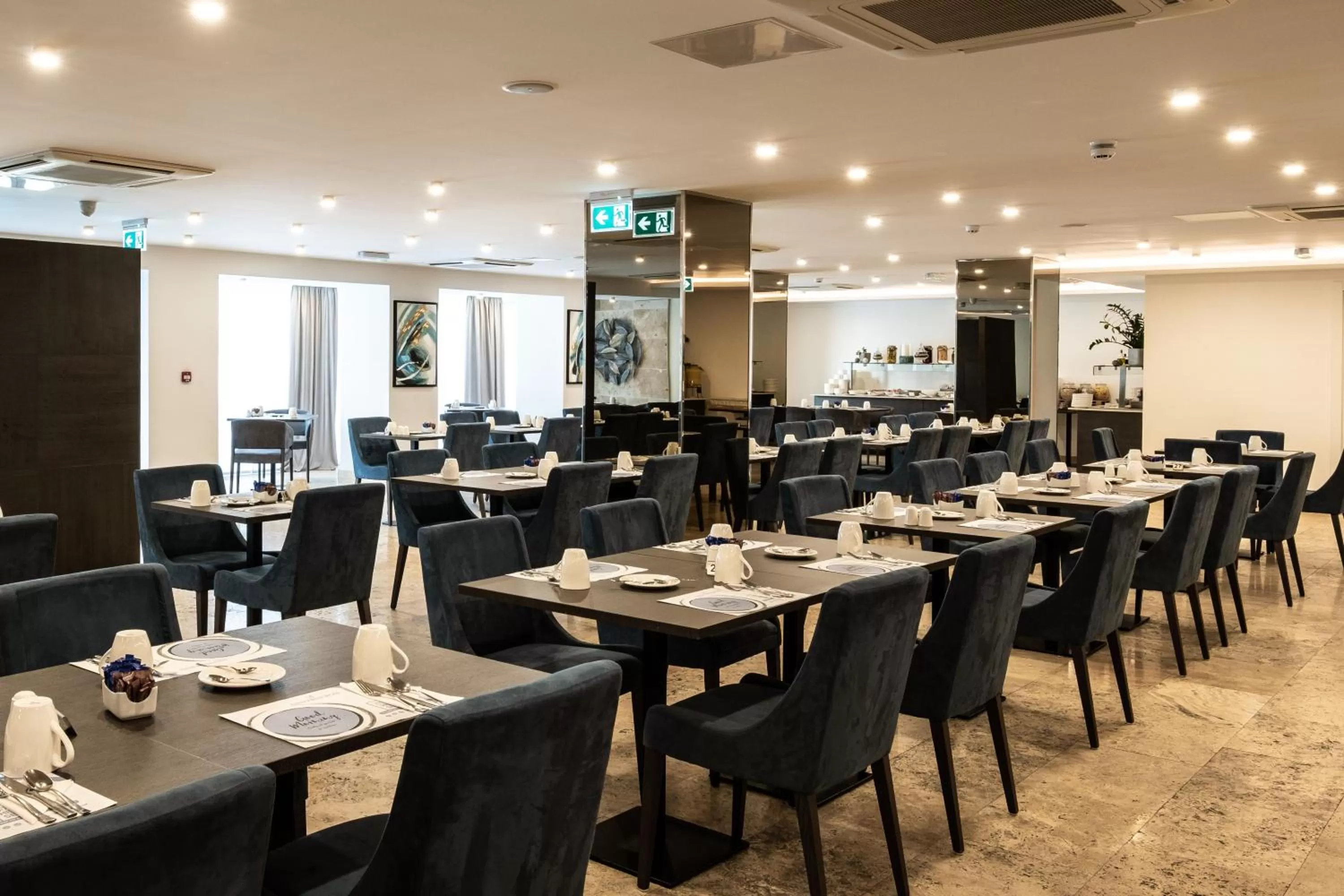 Restaurant/places to eat in Urban Valley Resort & Spa