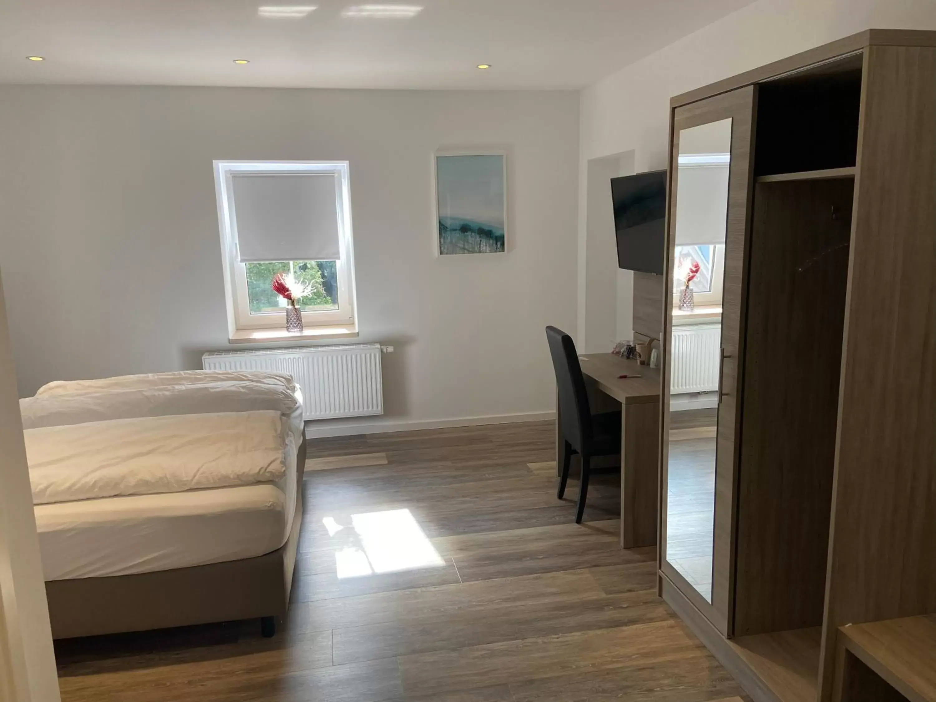 Deluxe Double or Twin Room with Garden View in Eschberger Hof Deluxe Double or Twin Room with Garden View in Eschberger Hof