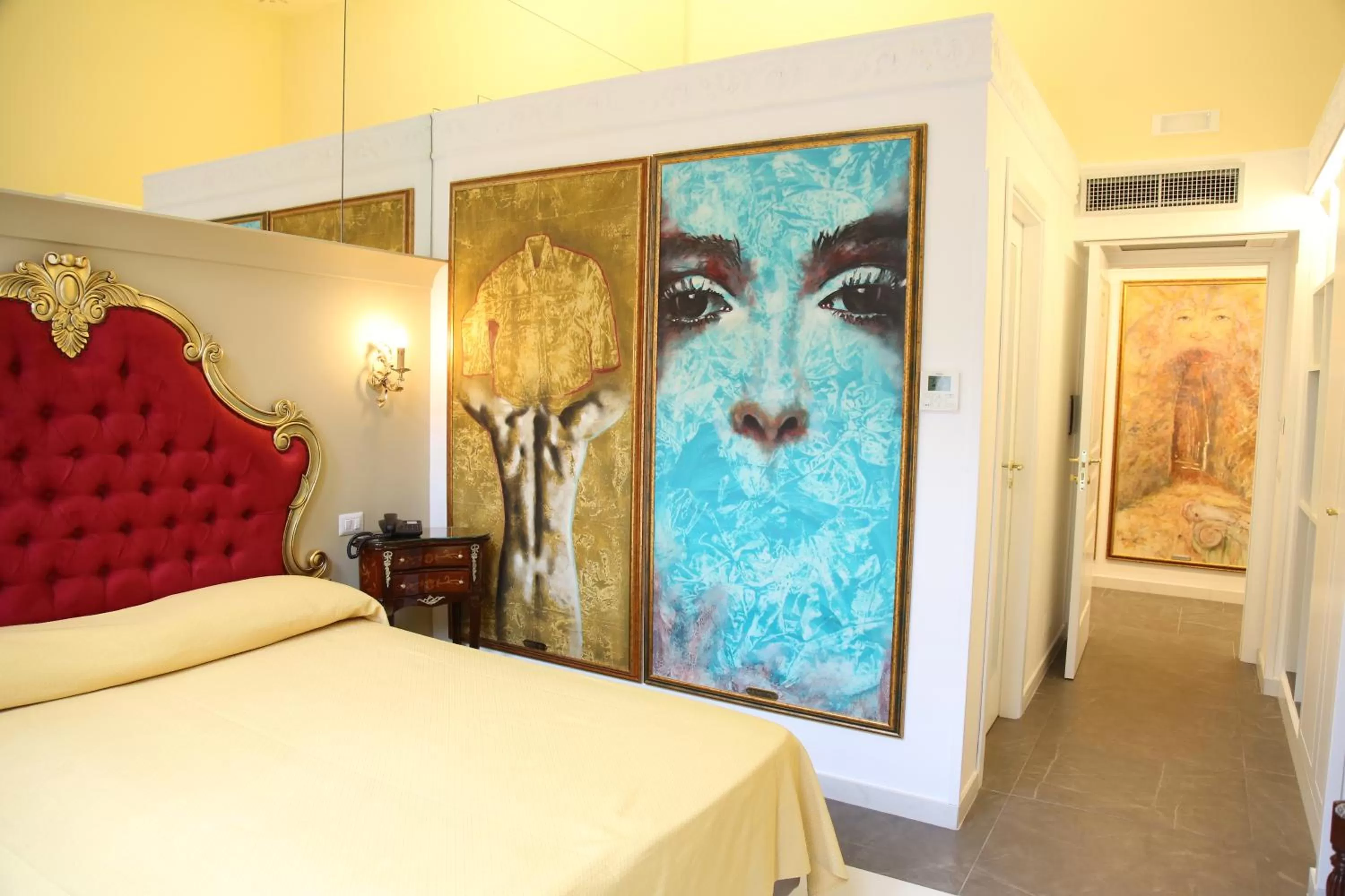 Photo of the whole room, Bed in Hotel Art Resort Galleria Umberto