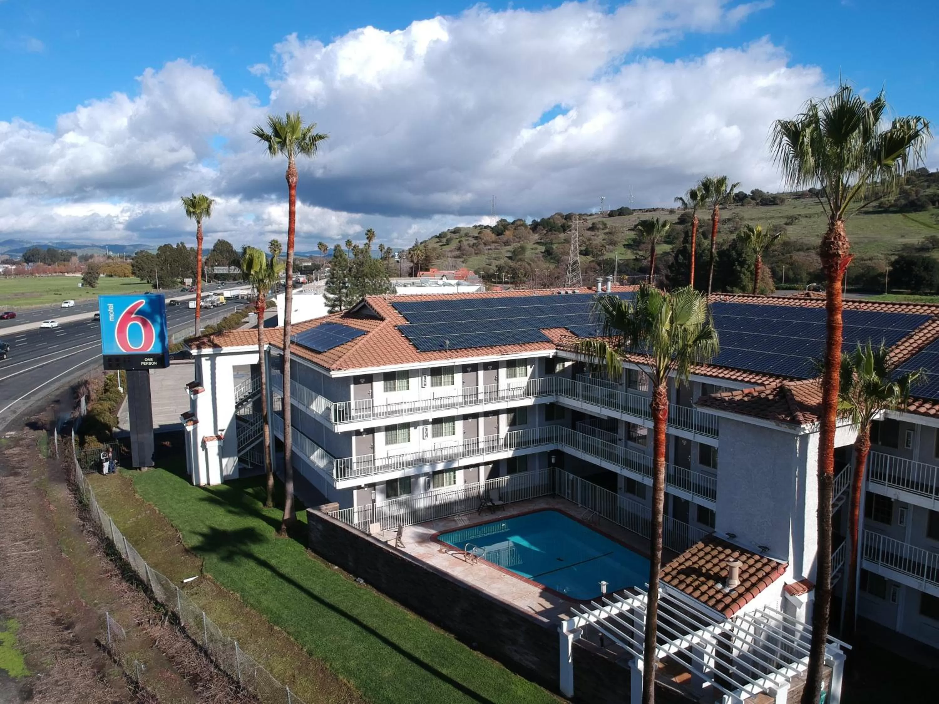 Property building in Motel 6-Fairfield, CA - Napa Valley