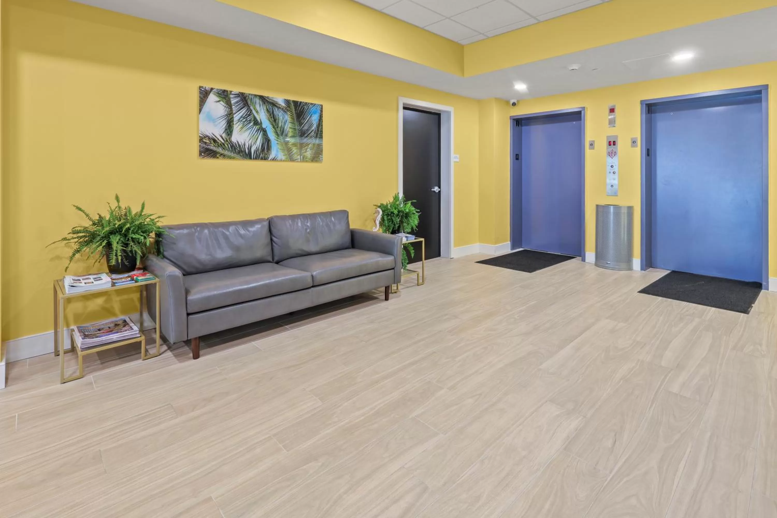 Lobby or reception in Seaport Suites