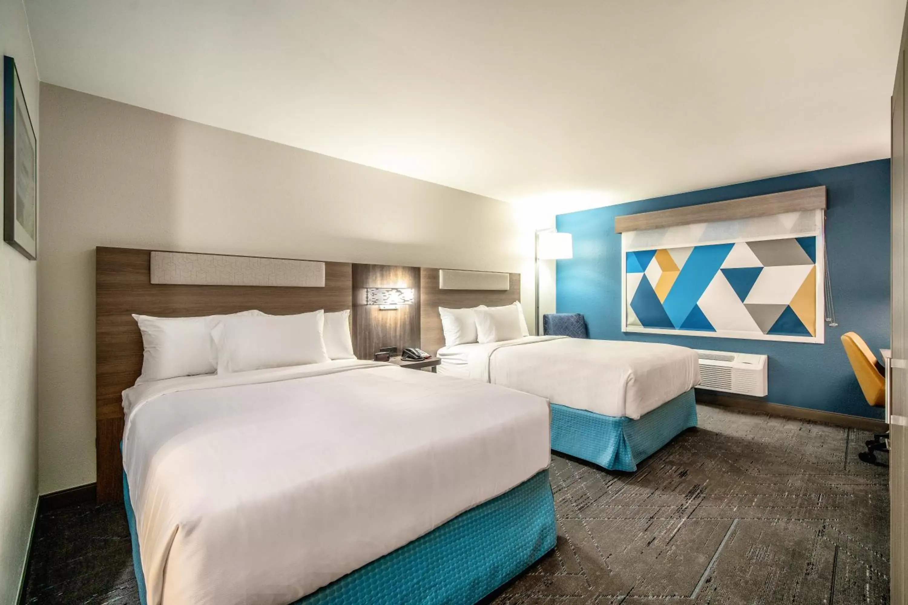 Standard Queen Room with Two Queen Beds in Holiday Inn Express & Suites Phoenix - Mesa West by IHG Standard Queen Room with Two Queen Beds in Holiday Inn Express & Suites Phoenix - Mesa West by IHG