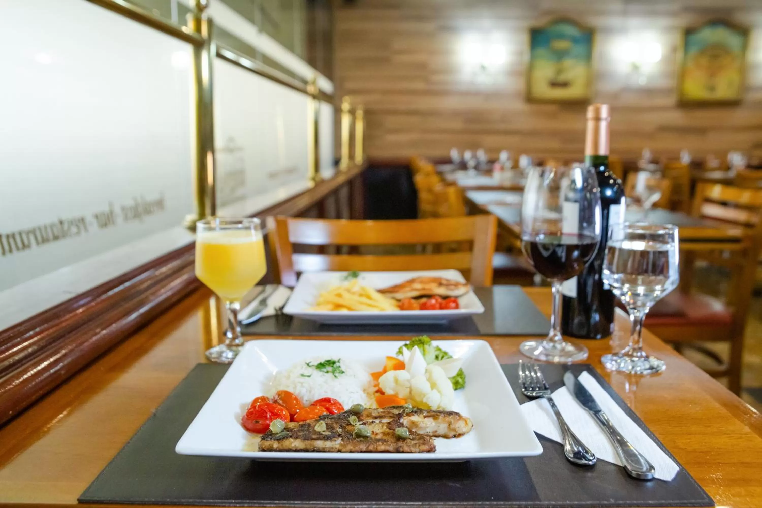 Restaurant/places to eat in Rio Aeroporto Hotel Galeão