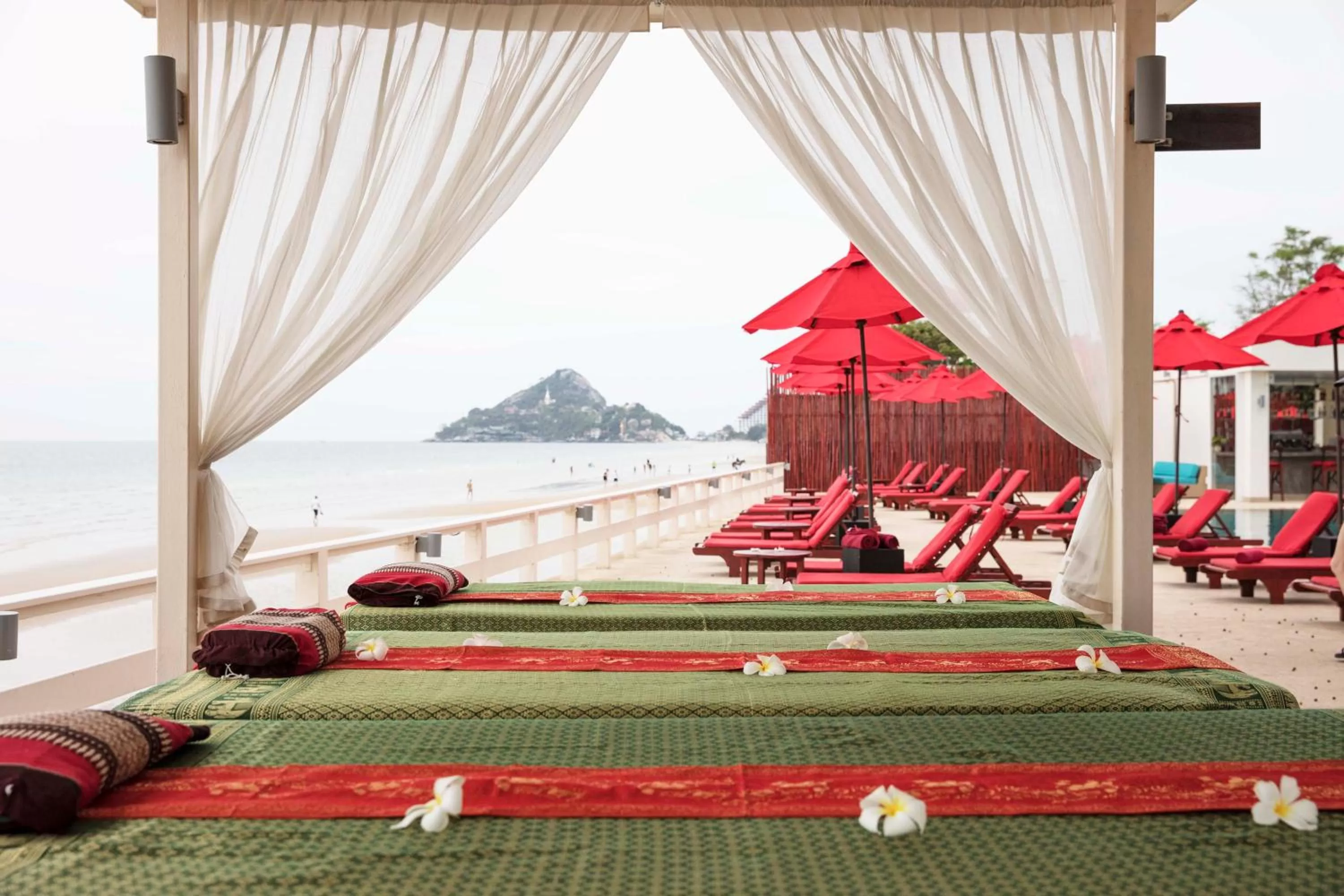 Massage in Chom View Hotel, Hua Hin