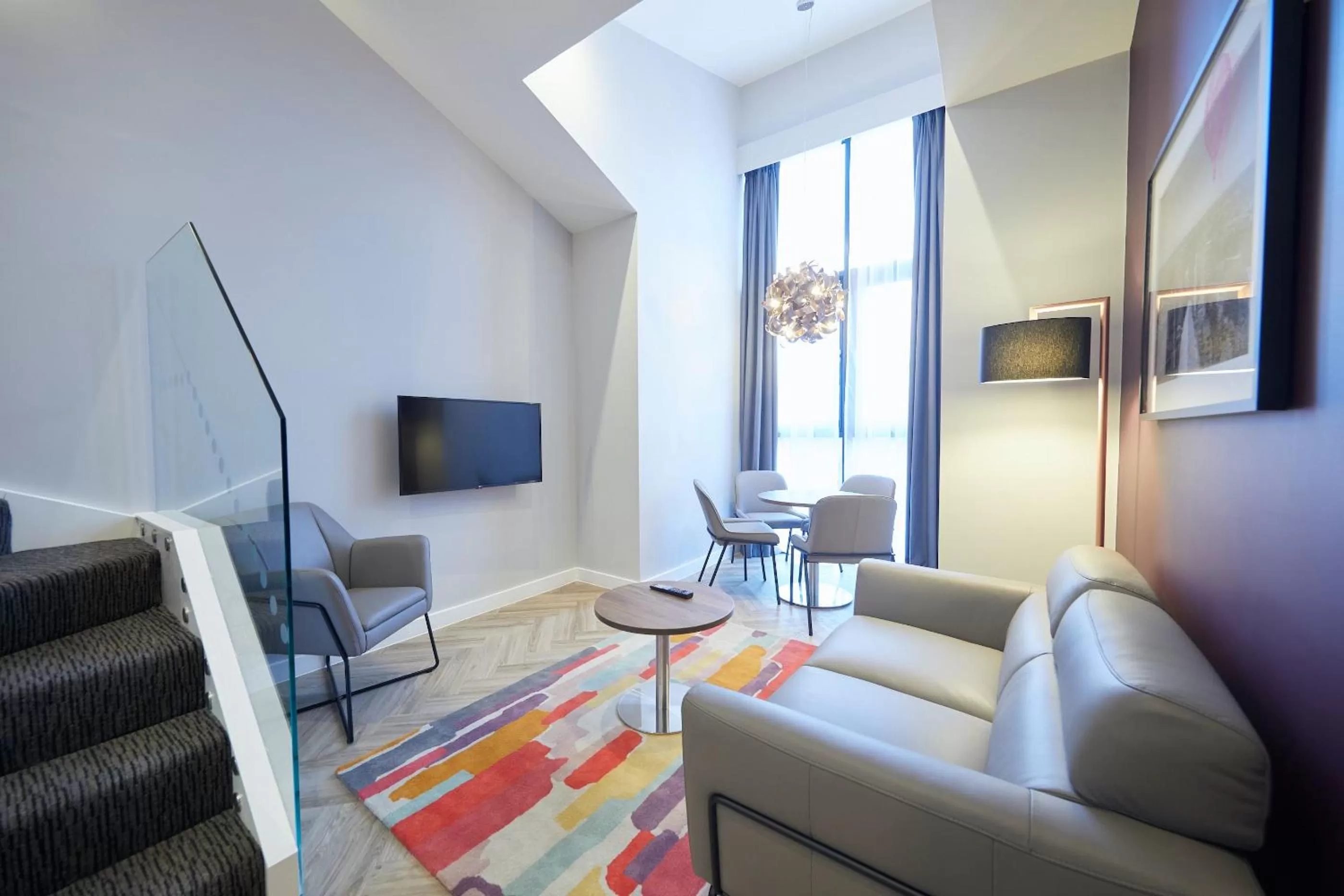 Seating area in Roomzzz York City