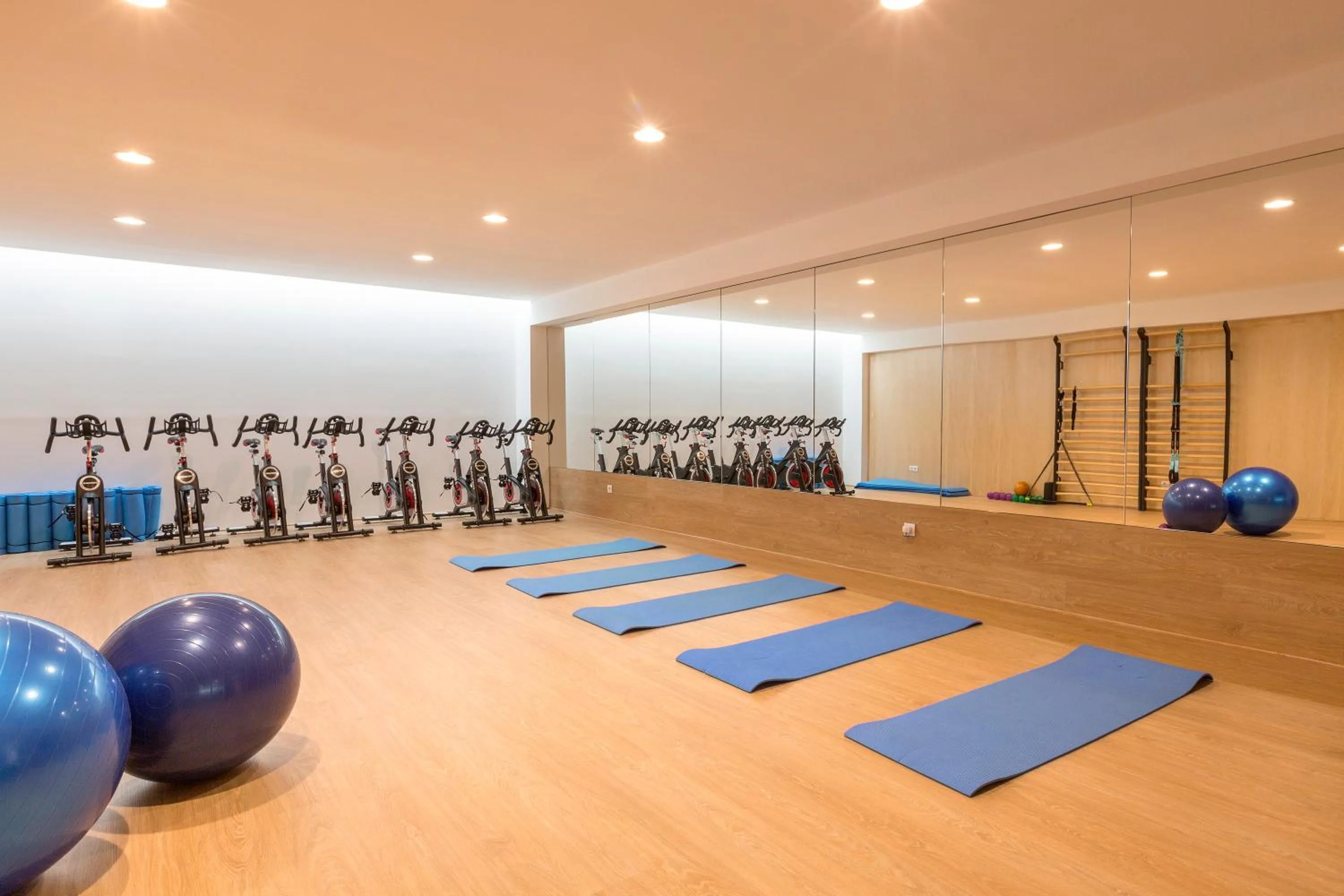 Fitness centre/facilities in Hipotels Mediterraneo Hotel - Adults Only