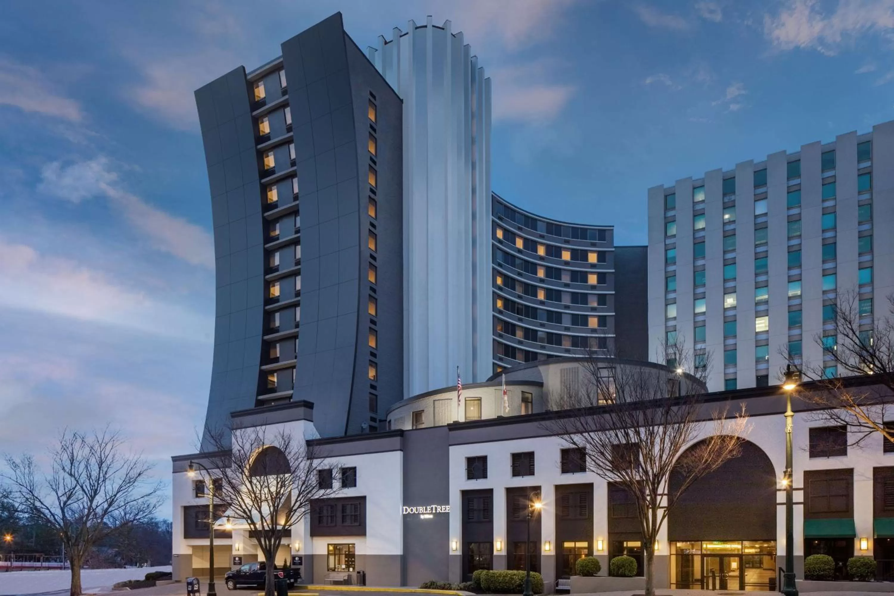 Property building in DoubleTree by Hilton Silver Spring Washington DC North