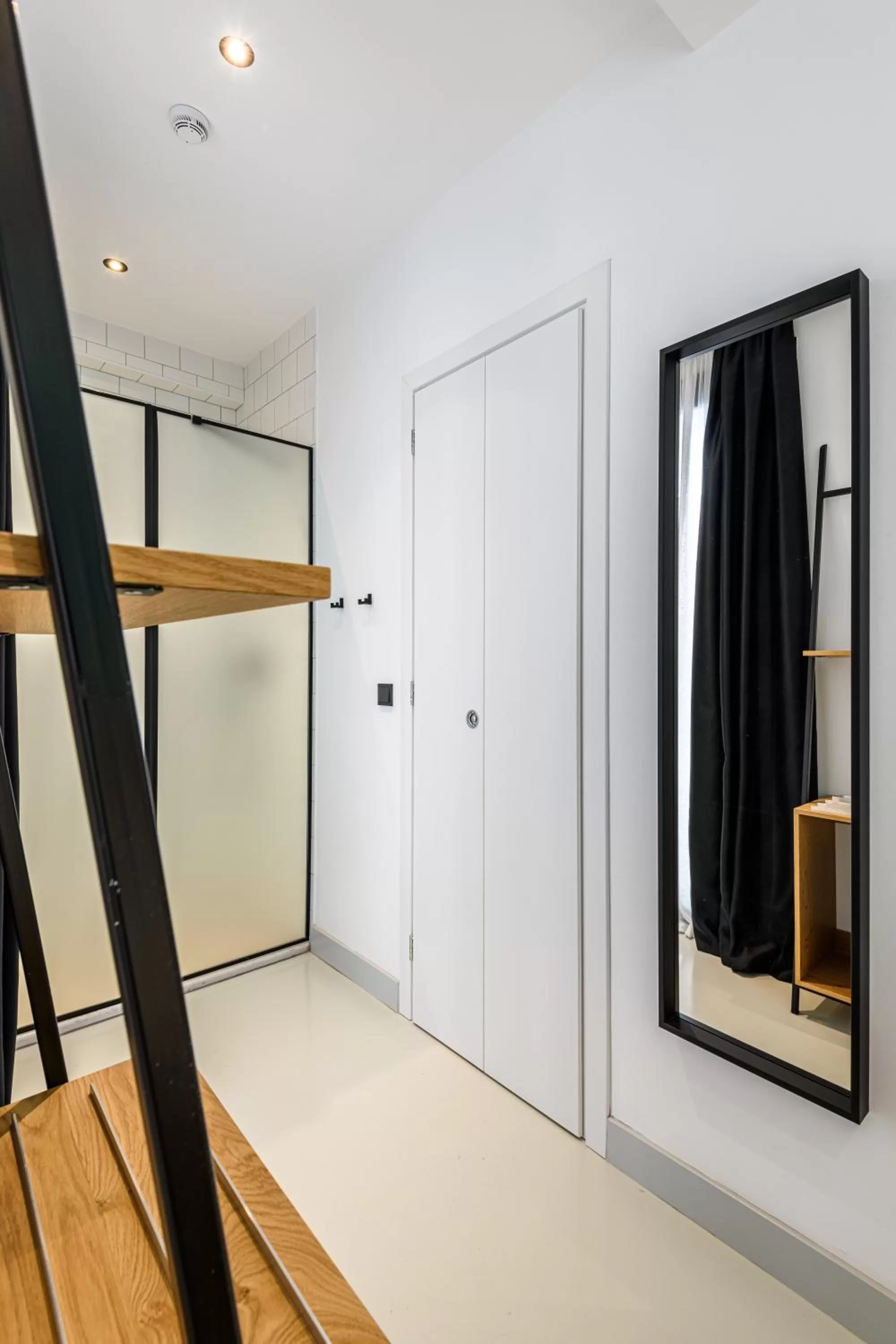 Photo of the whole room in Mosaikon