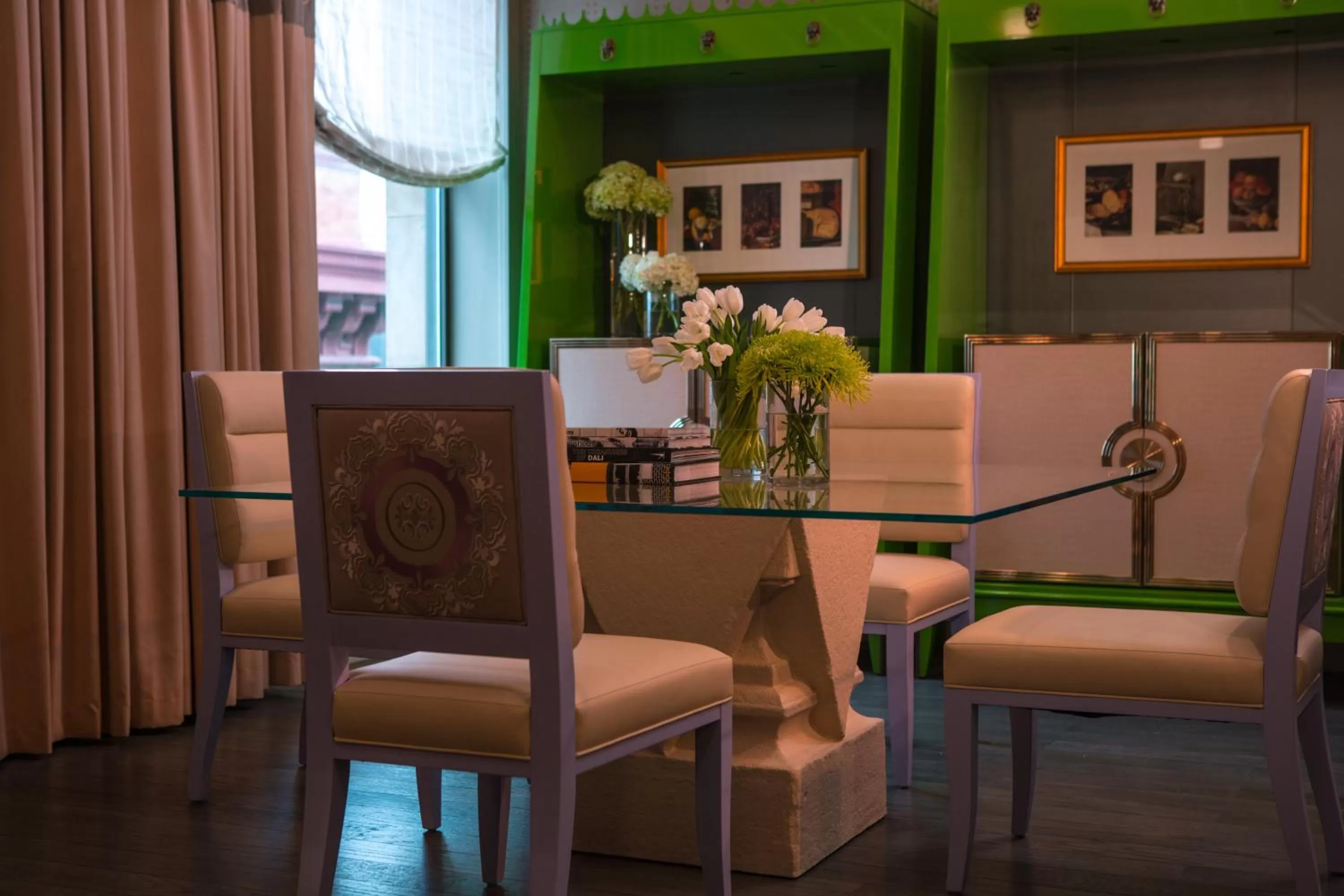 Bedroom in Kimpton Hotel Monaco Philadelphia by IHG