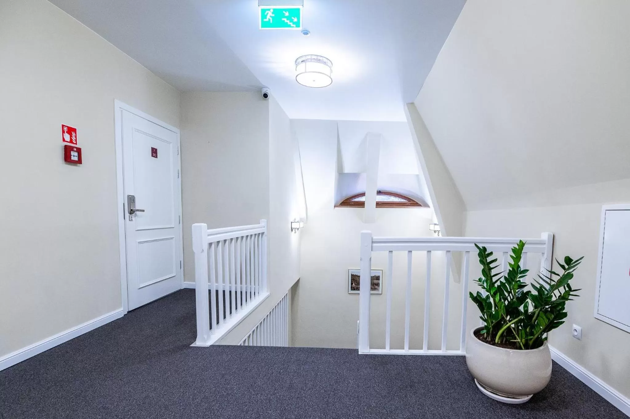 Property building, Bed in Hotel Książ