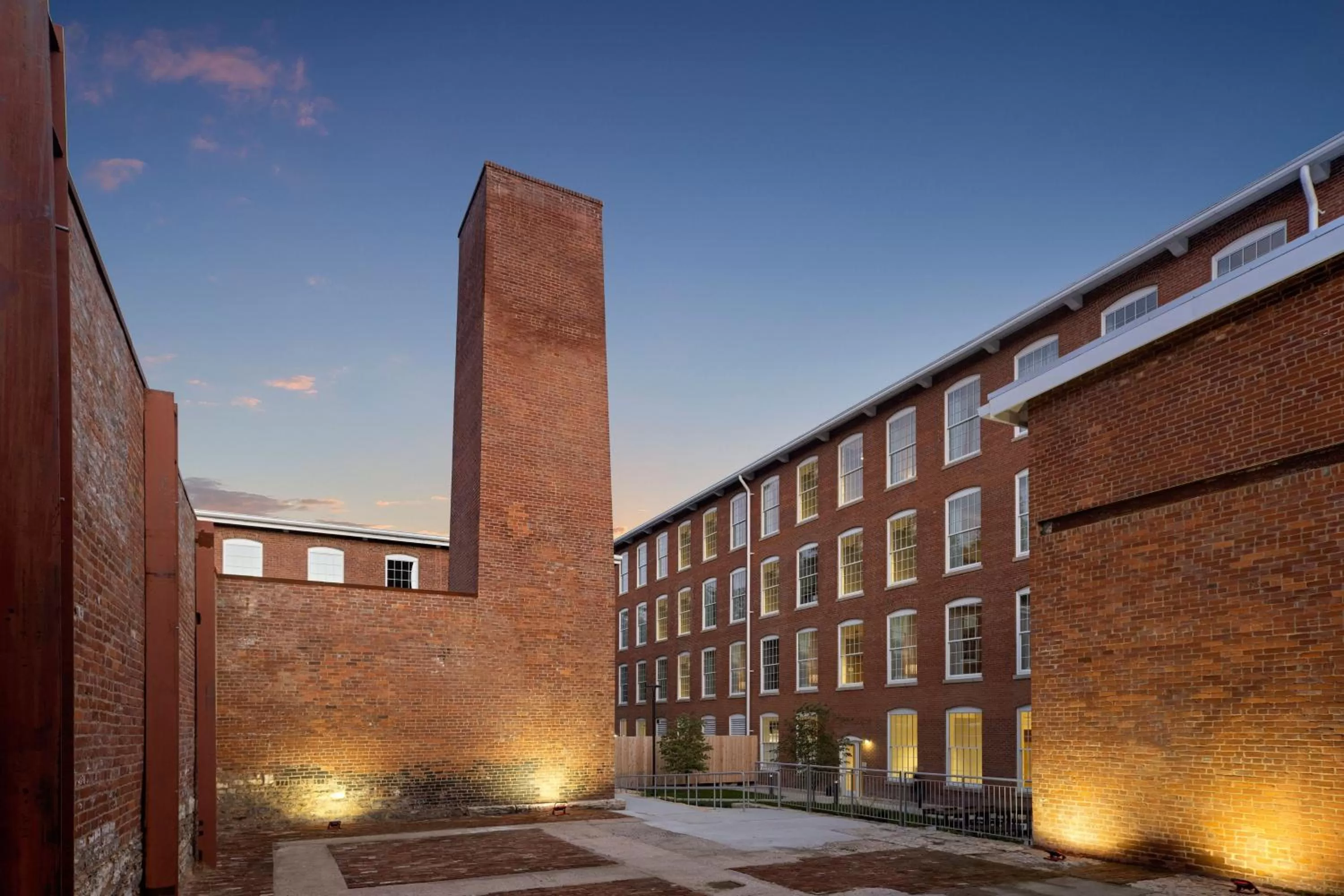 Breakfast in Fairfield Inn & Suites Madison Historic Eagle Cotton Mill