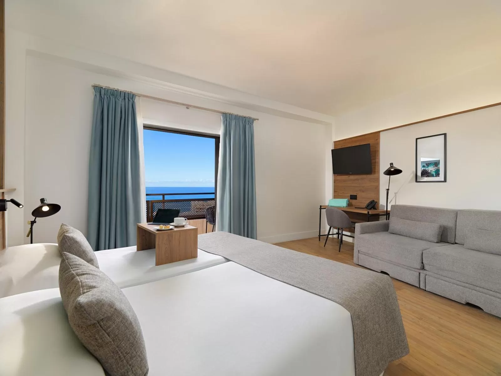 Bedroom, Bed in FERGUS Puerto de la Cruz