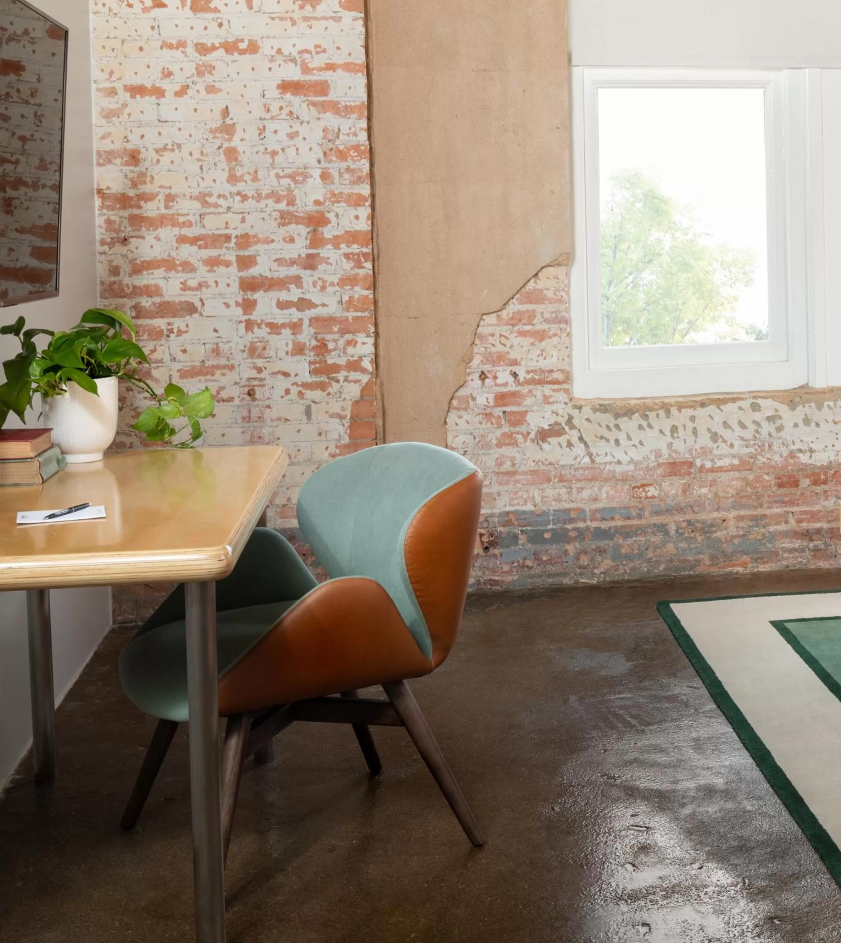 Bedroom in Canvas Hotel Dallas