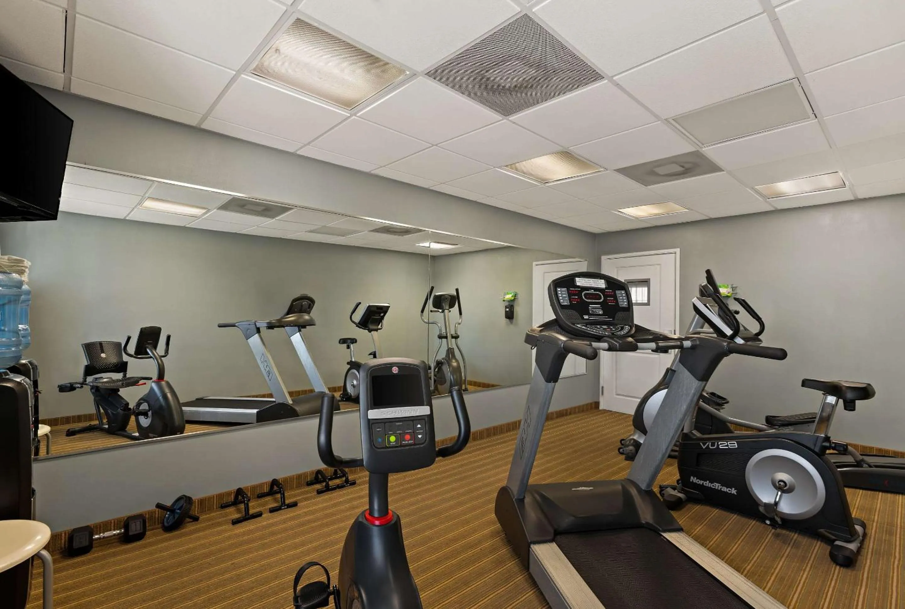 Fitness centre/facilities in MainStay Suites Houma