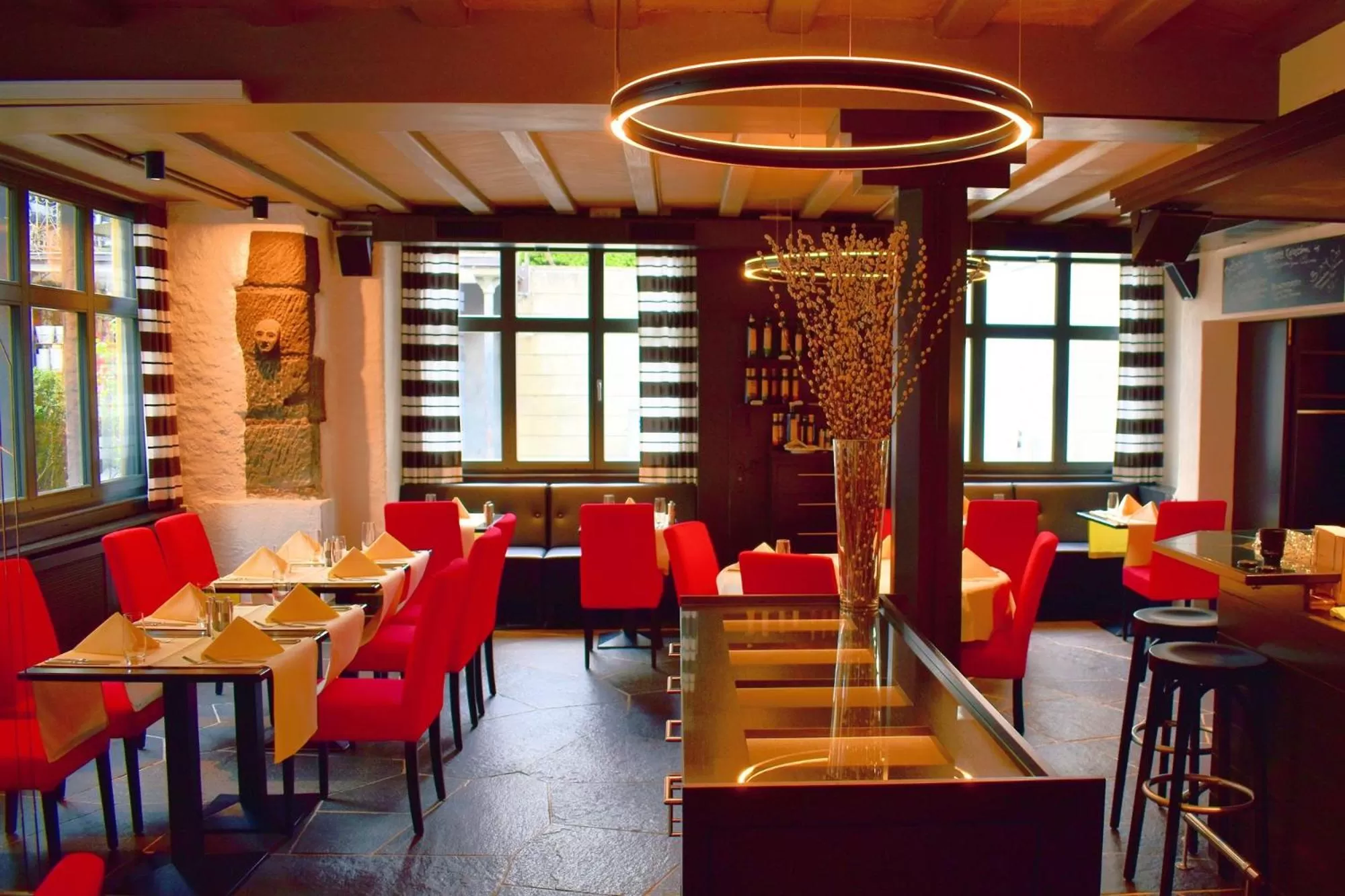 Restaurant/places to eat in Romantik Hotel Schwan