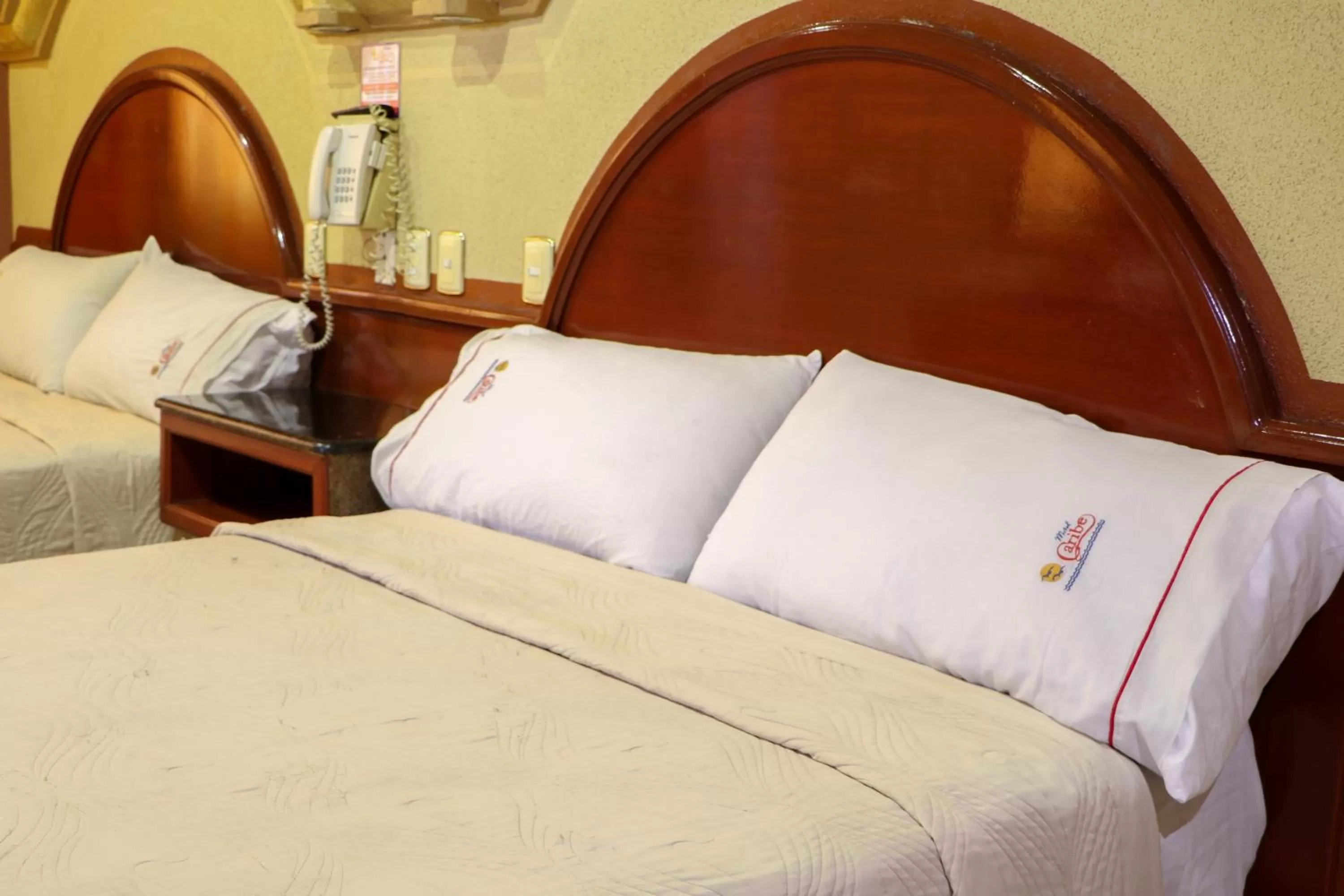 Bedroom, Bed in Motel Caribe