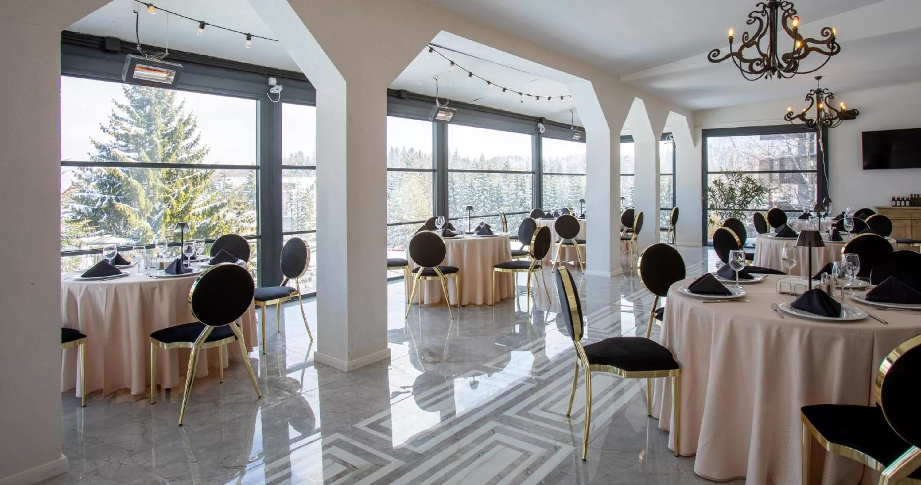 Restaurant/places to eat in Alpin Resort Hotel