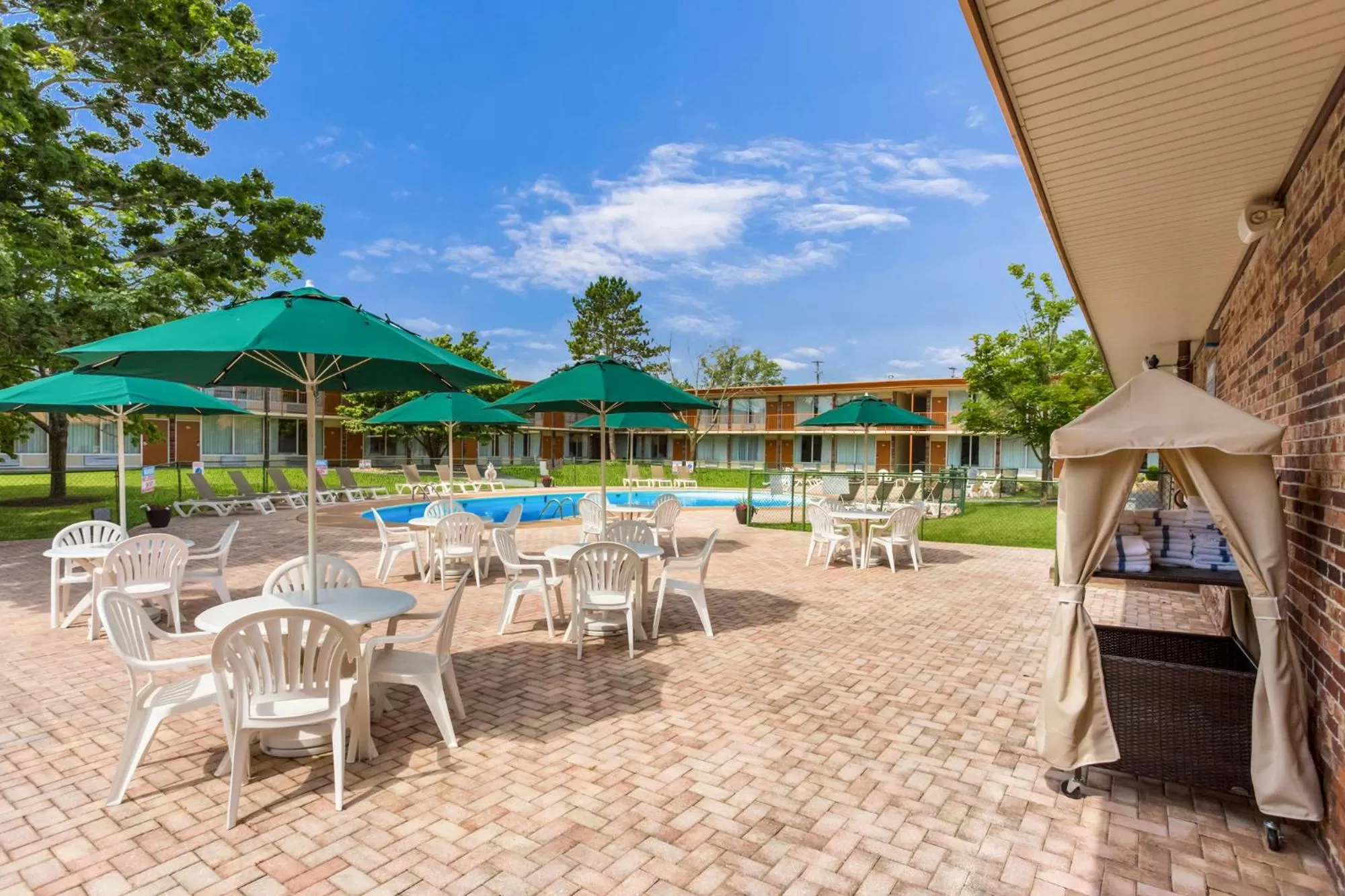 Patio in Red Lion Inn & Suites Branson
