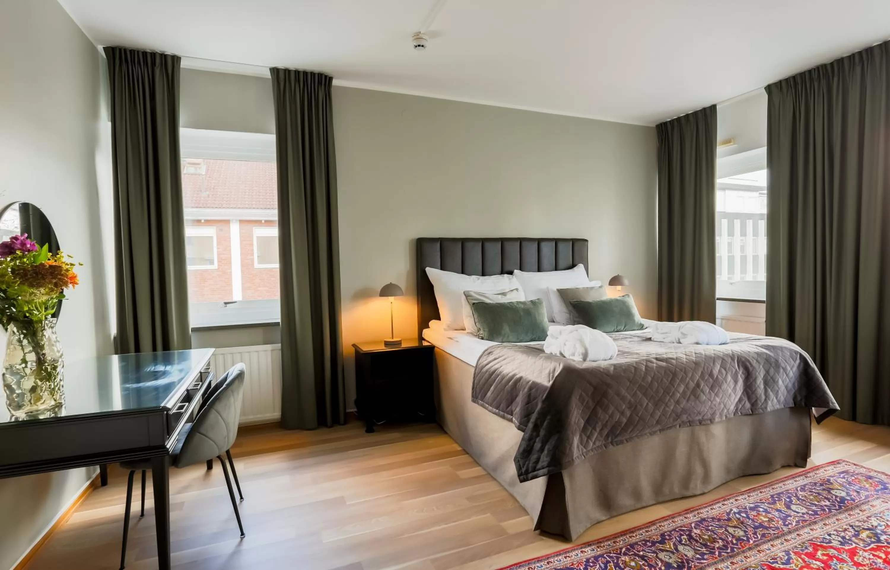 Bedroom, Bed in Home Hotel Cardinal