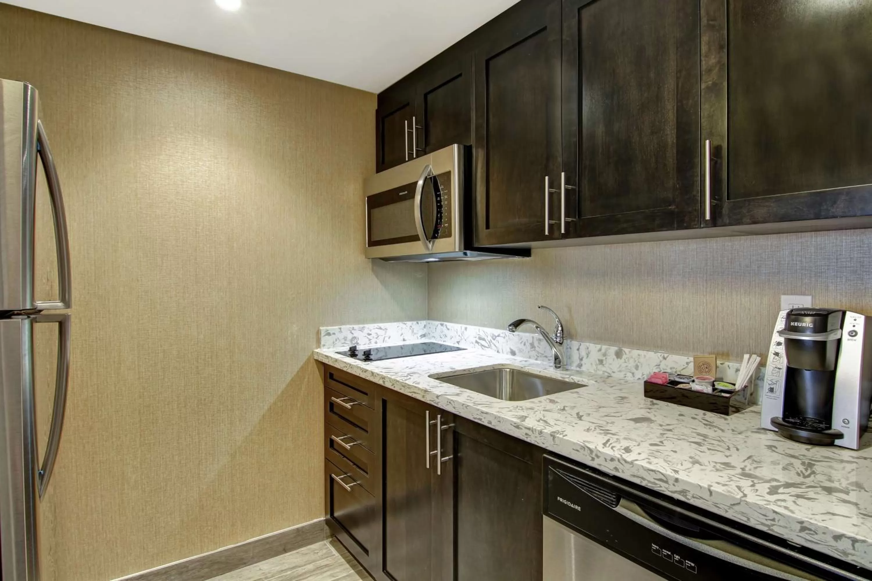 Kitchen or kitchenette in Homewood Suites By Hilton Ottawa Kanata