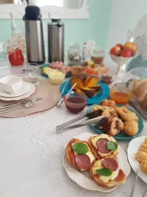 Breakfast in La Maison Brasiliana B&B