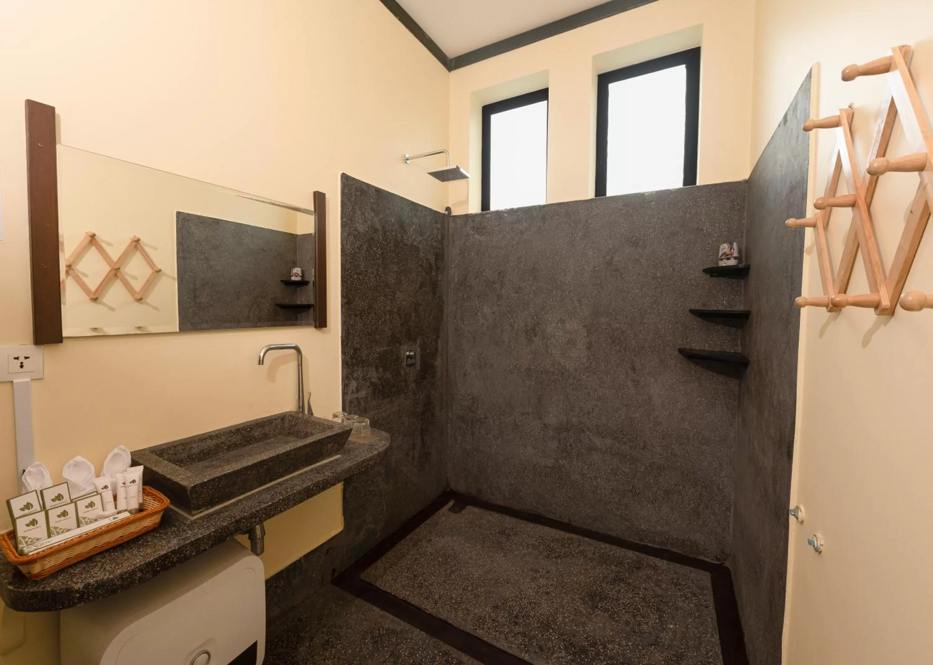 Bathroom in Sophavady D'Angkor