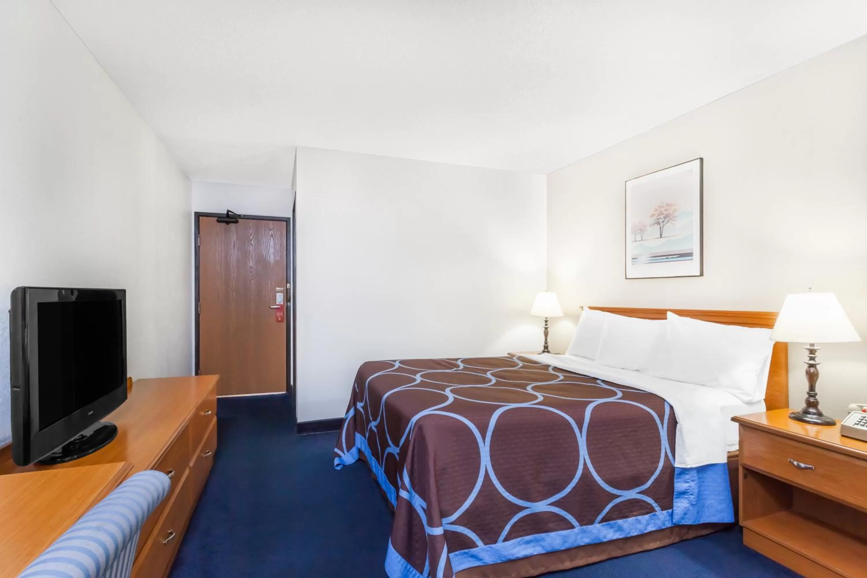 Bed in Super 8 by Wyndham Montgomery Maybrook