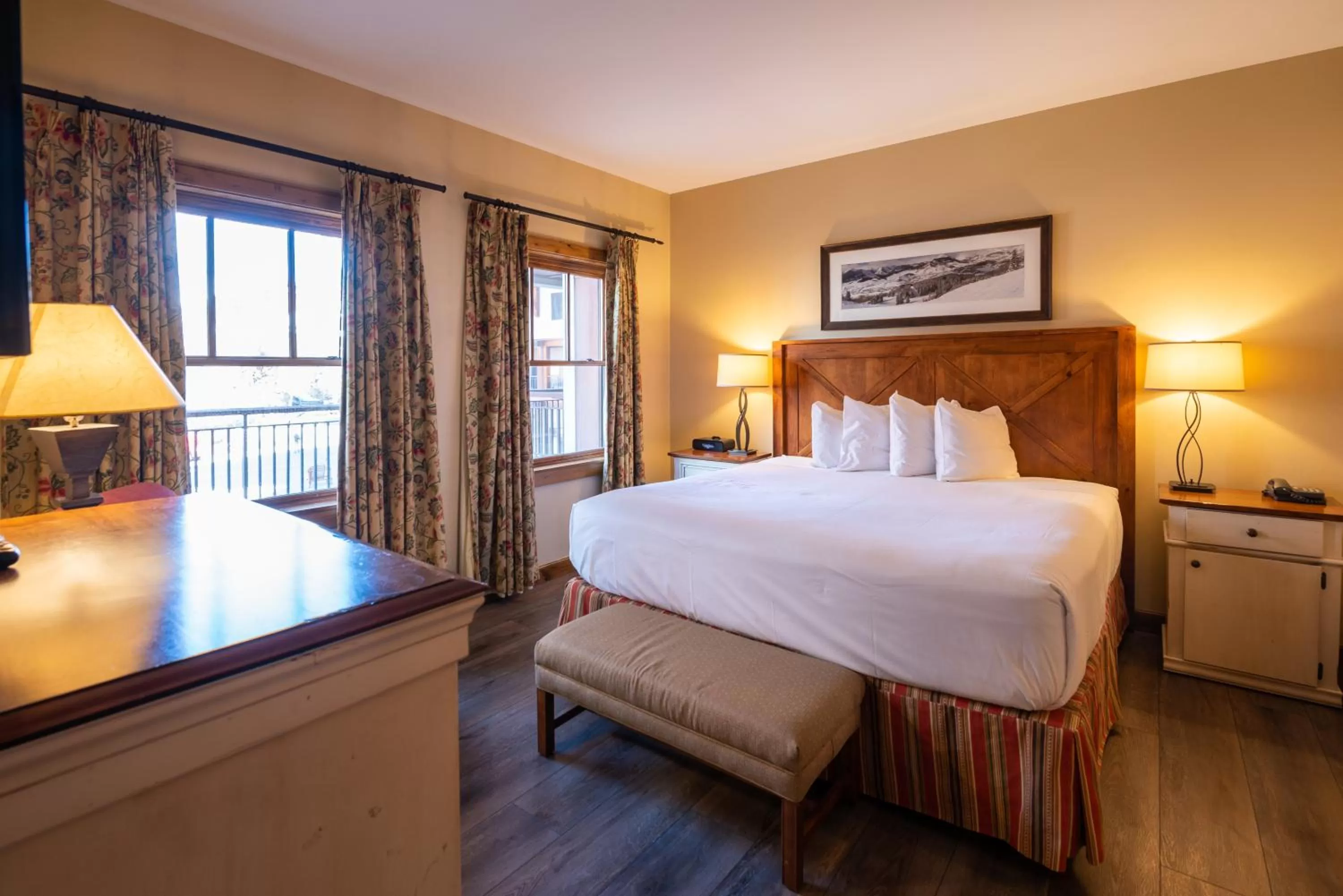 Bed in The Lodge at Mountaineer Square, A Vail Resorts Property