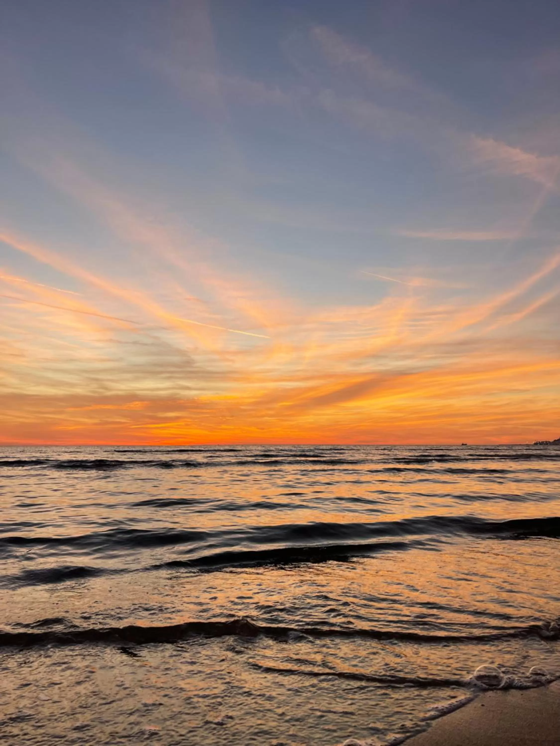 Day in Seashell Beach Rooms