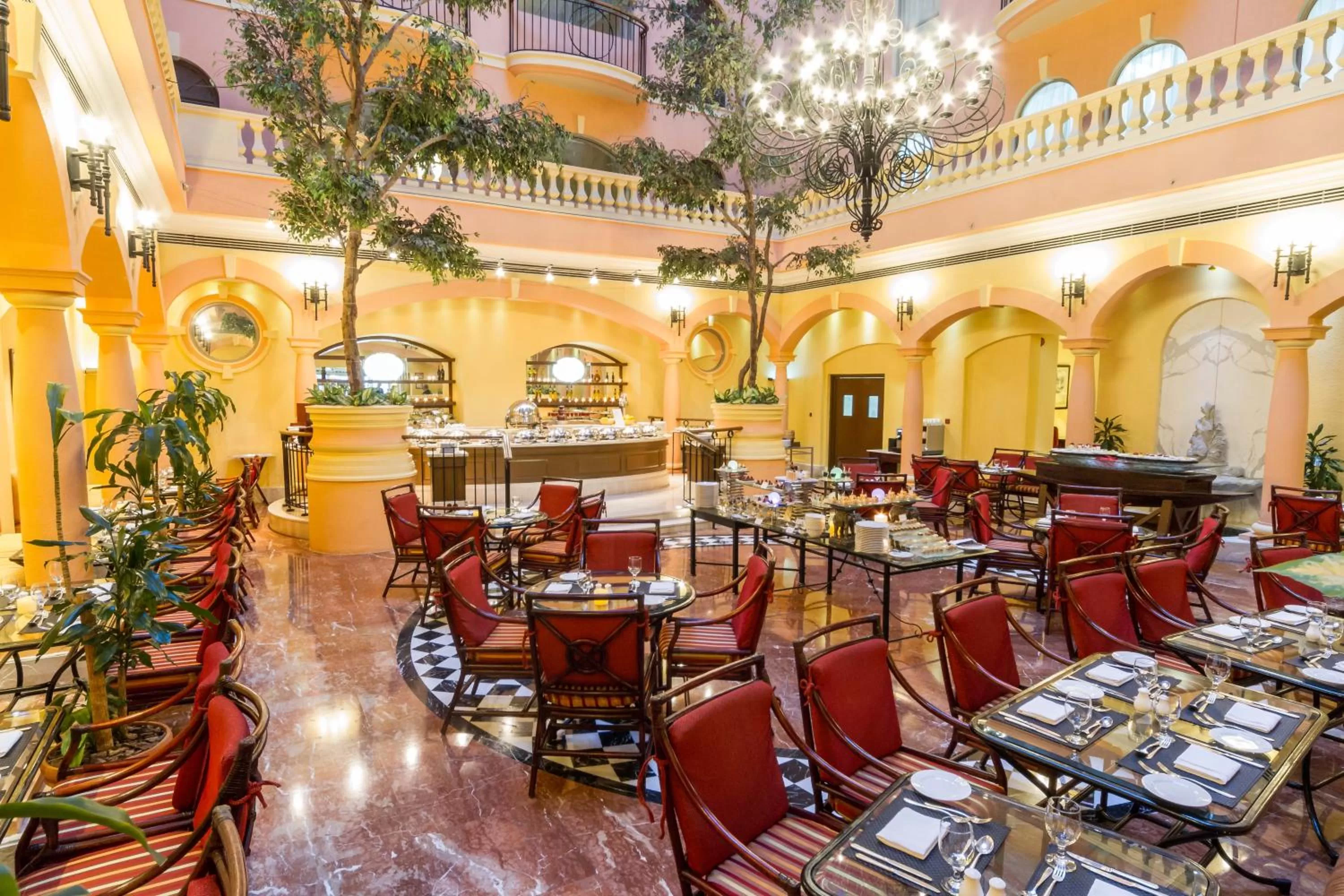 Restaurant/Places to Eat in Grand Excelsior Hotel Deira