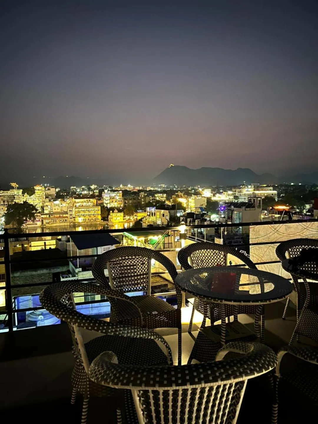 Restaurant/places to eat in Jag Niwas Guest House & pure veg restaurant