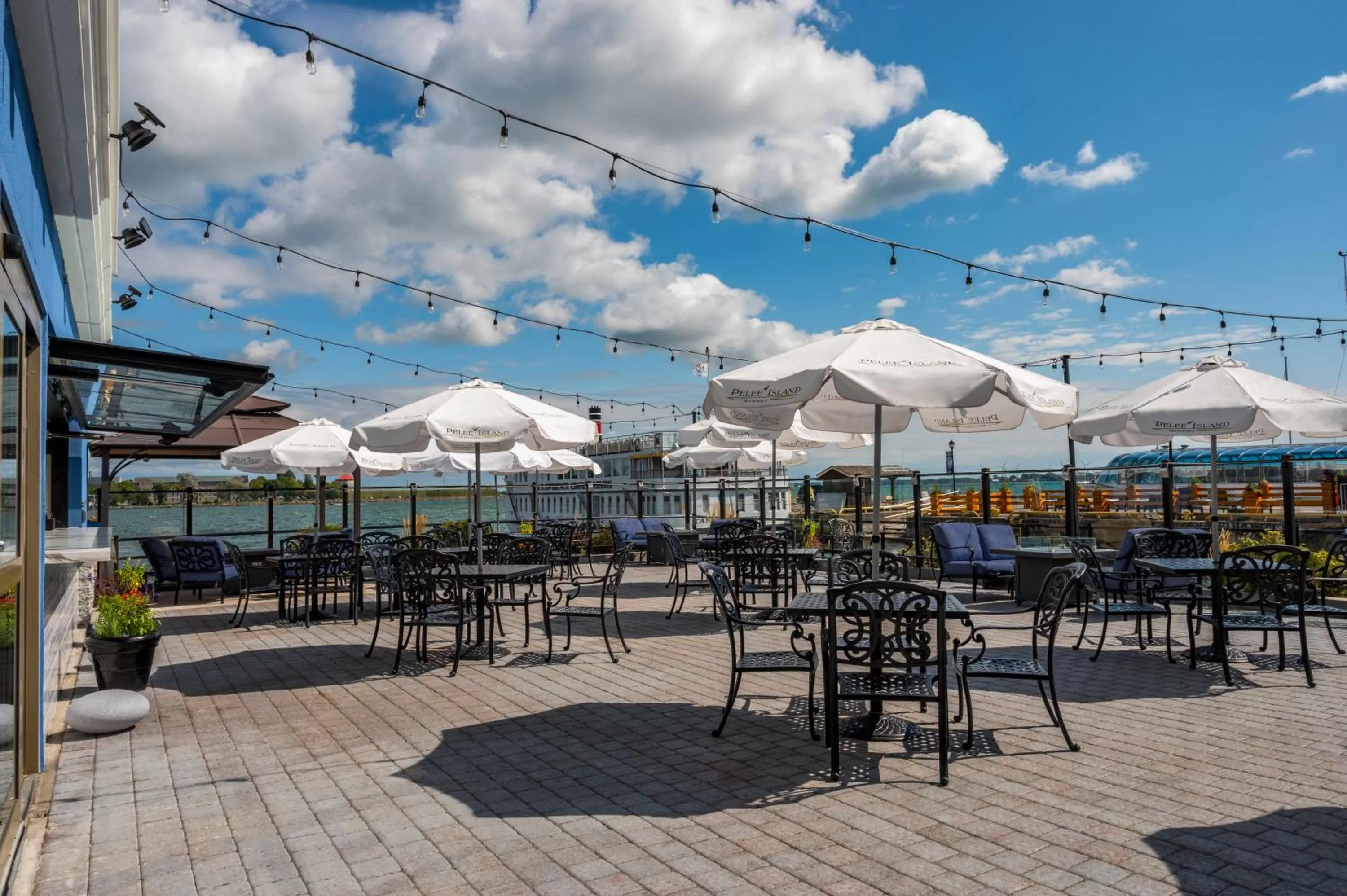 Restaurant/places to eat in Holiday Inn Kingston - Waterfront by IHG