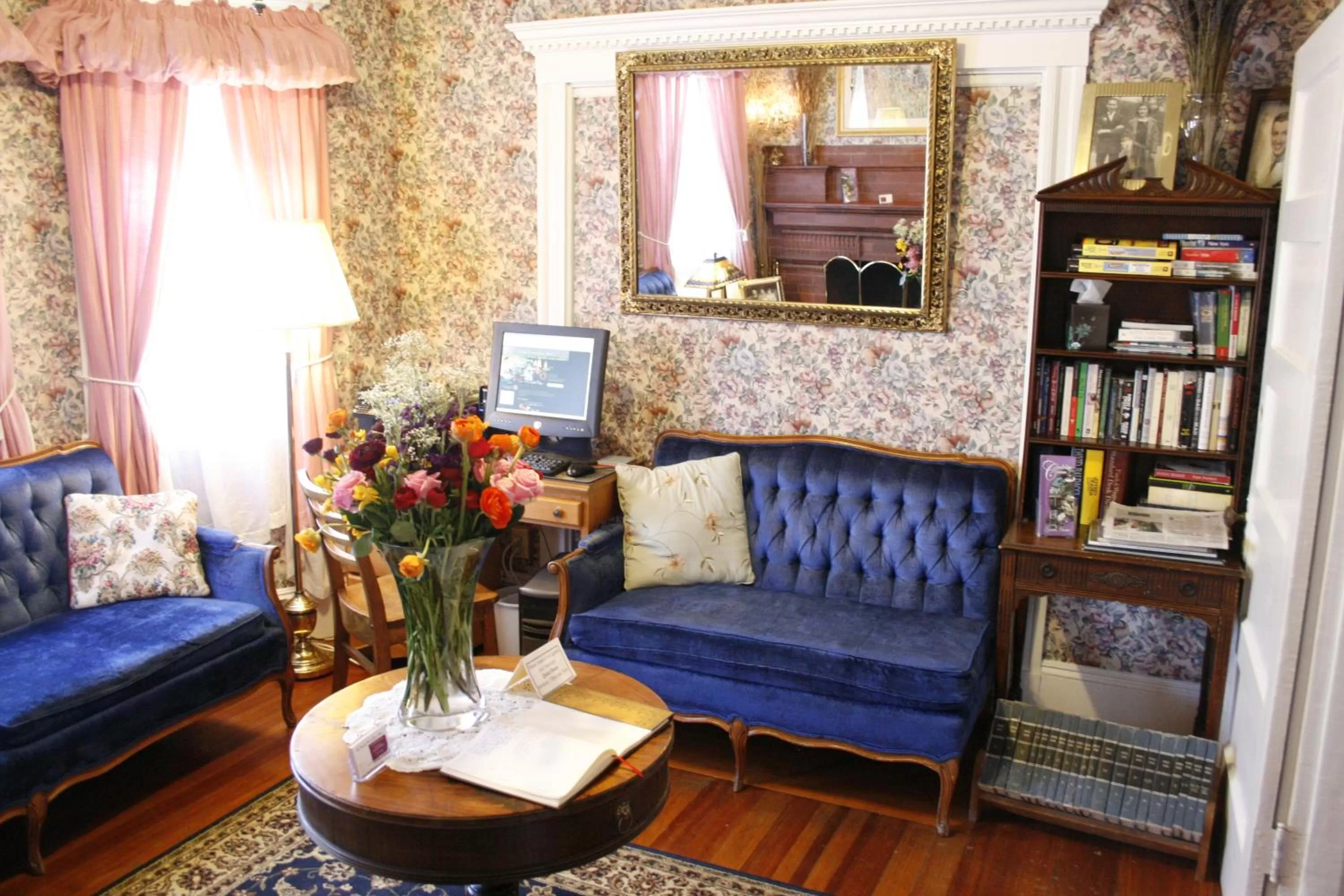 Library in The Coolidge Corner Guest House: A Brookline Bed and Breakfast