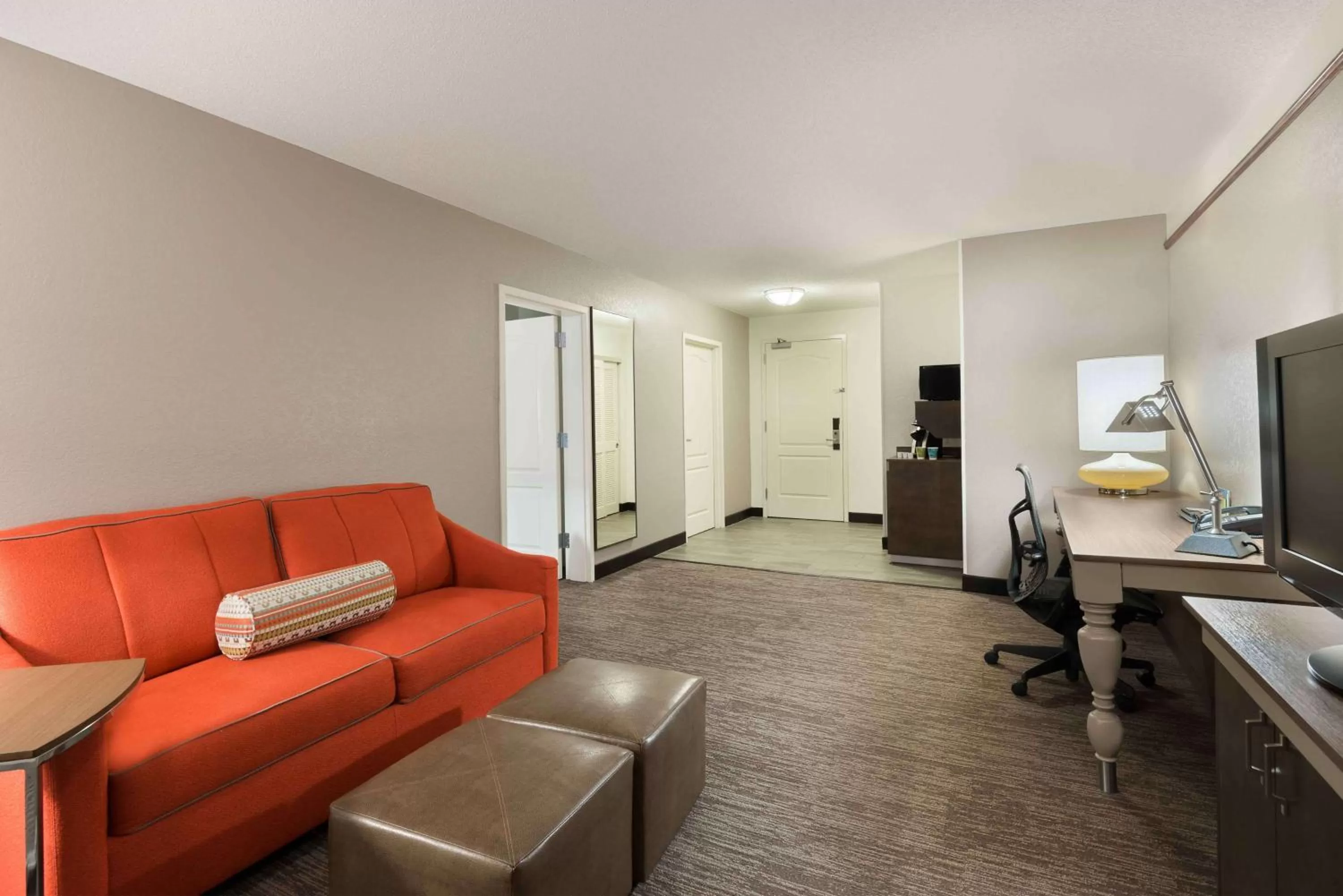 Bed in Hilton Garden Inn Wilmington Mayfaire Town Center