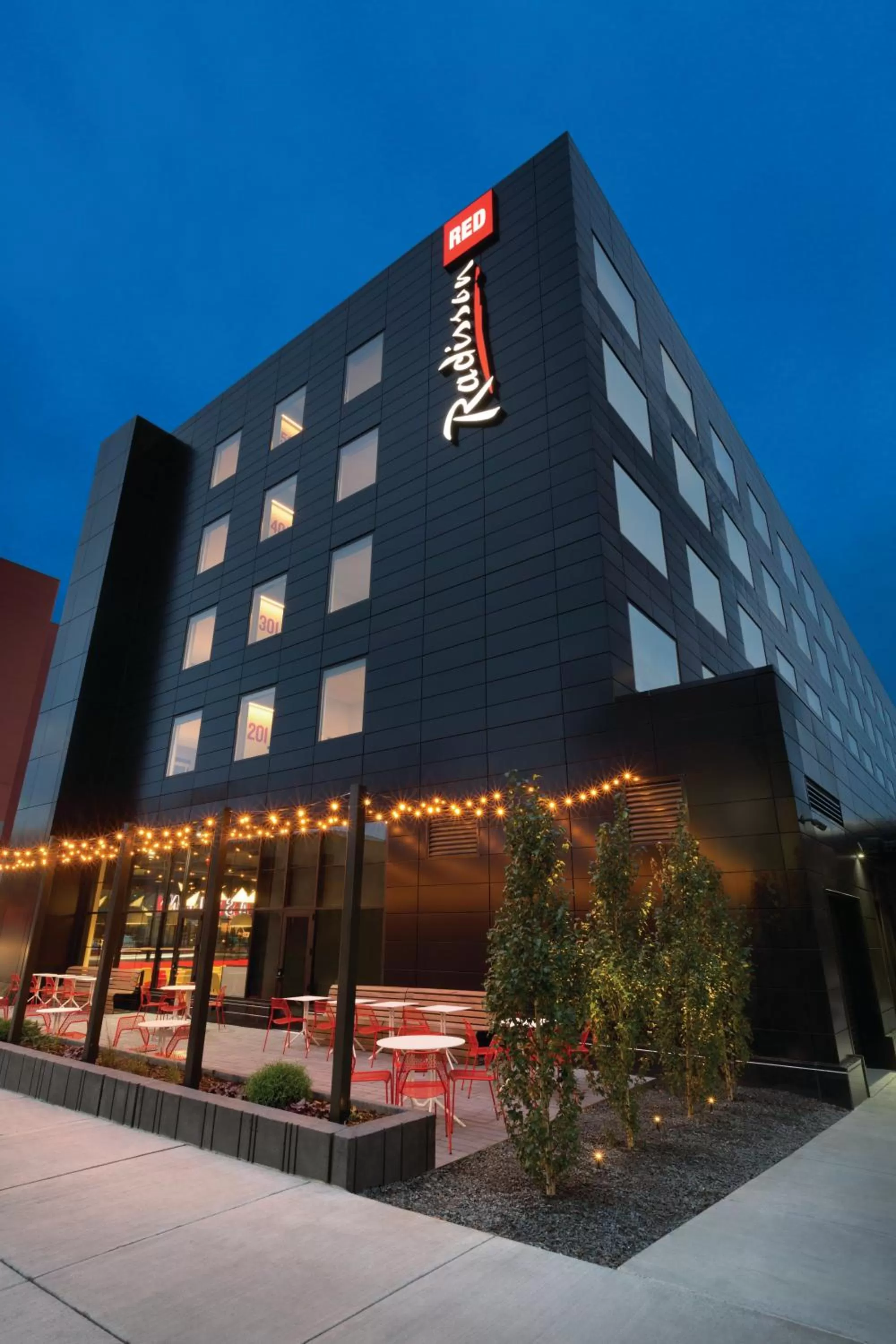 Property building in Radisson Red Minneapolis Downtown