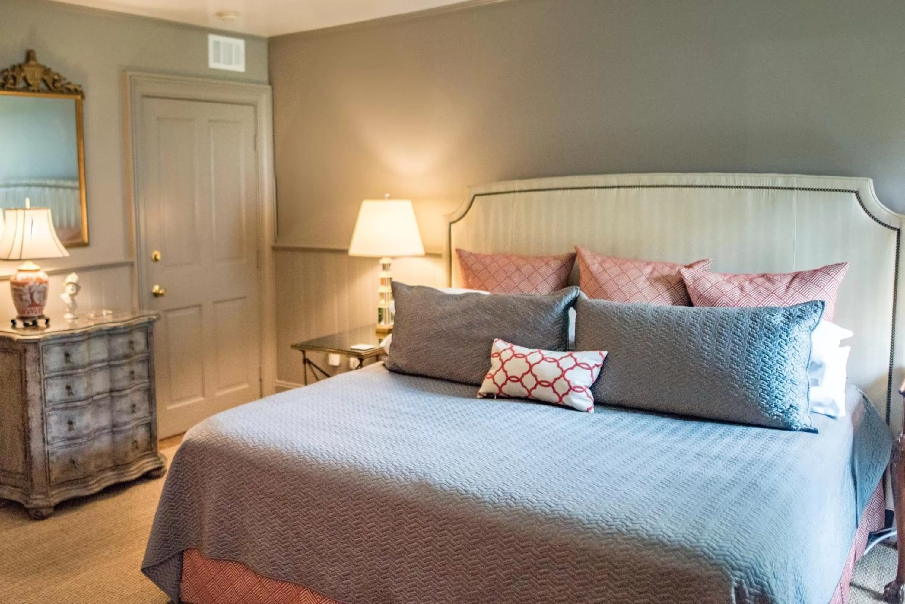 King Room - Jessica's Room in Catherine Ward House Inn